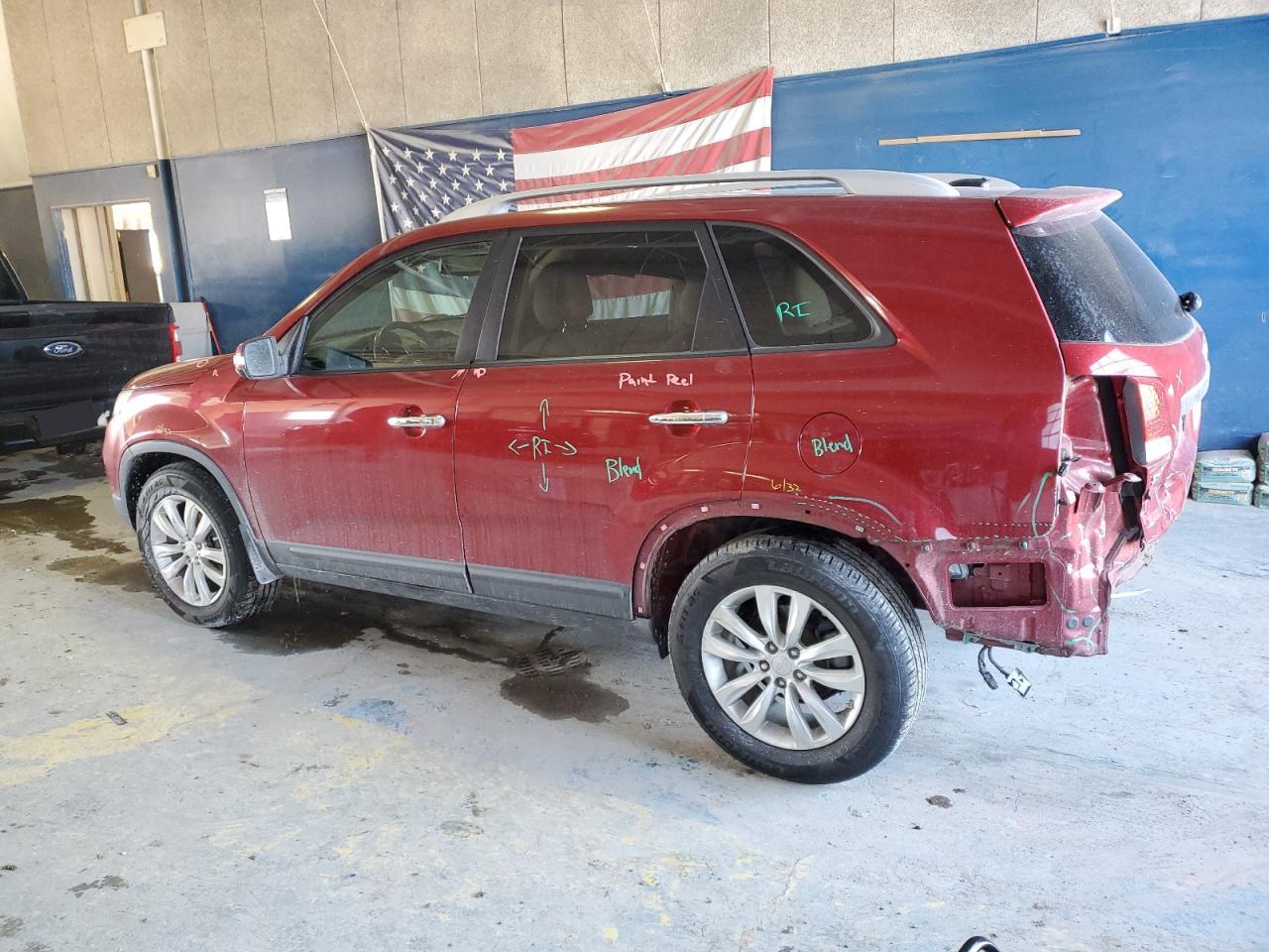 2011 Kia Sorento - Image 2