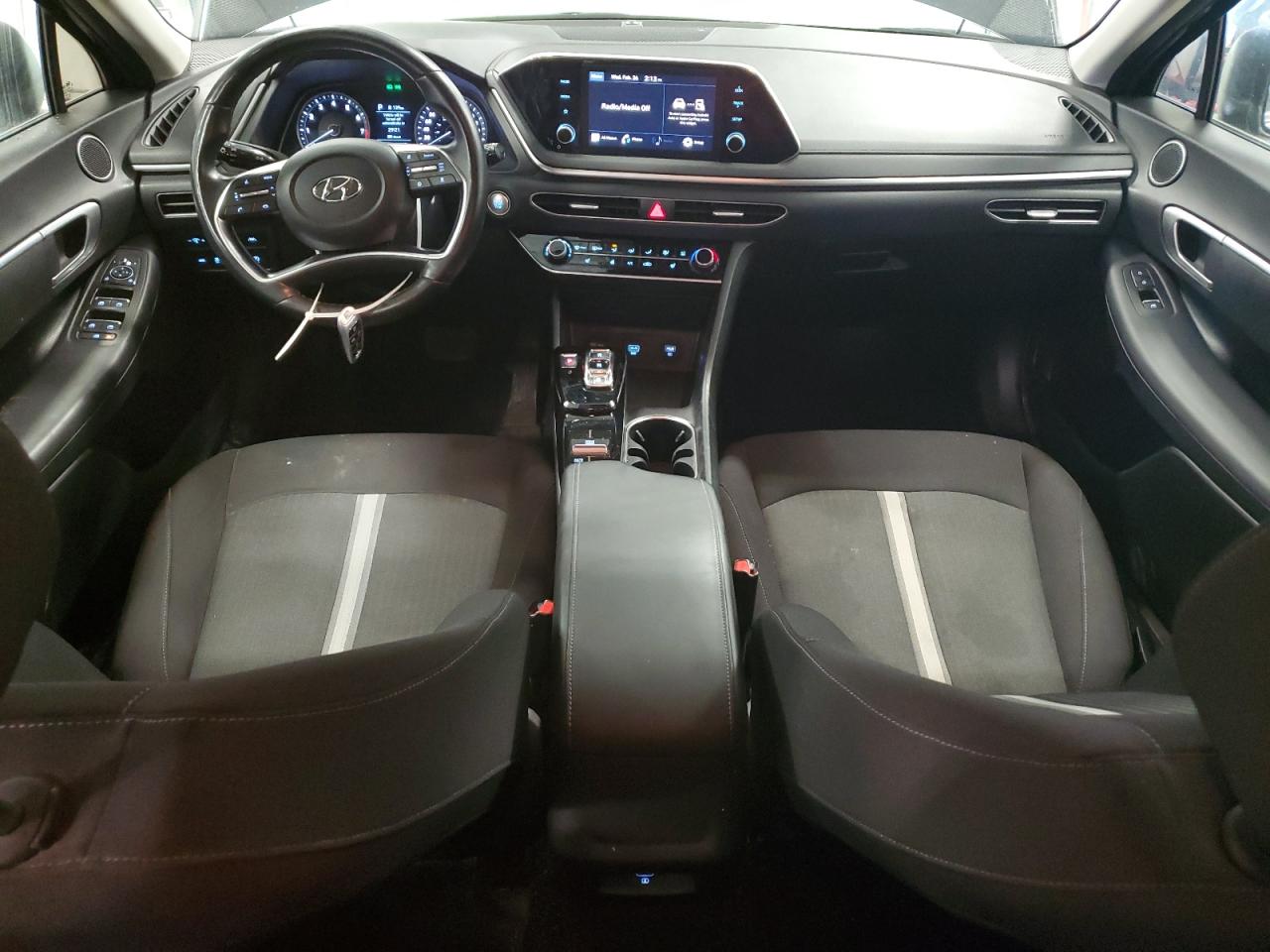2022 Hyundai Sonata - Image 8