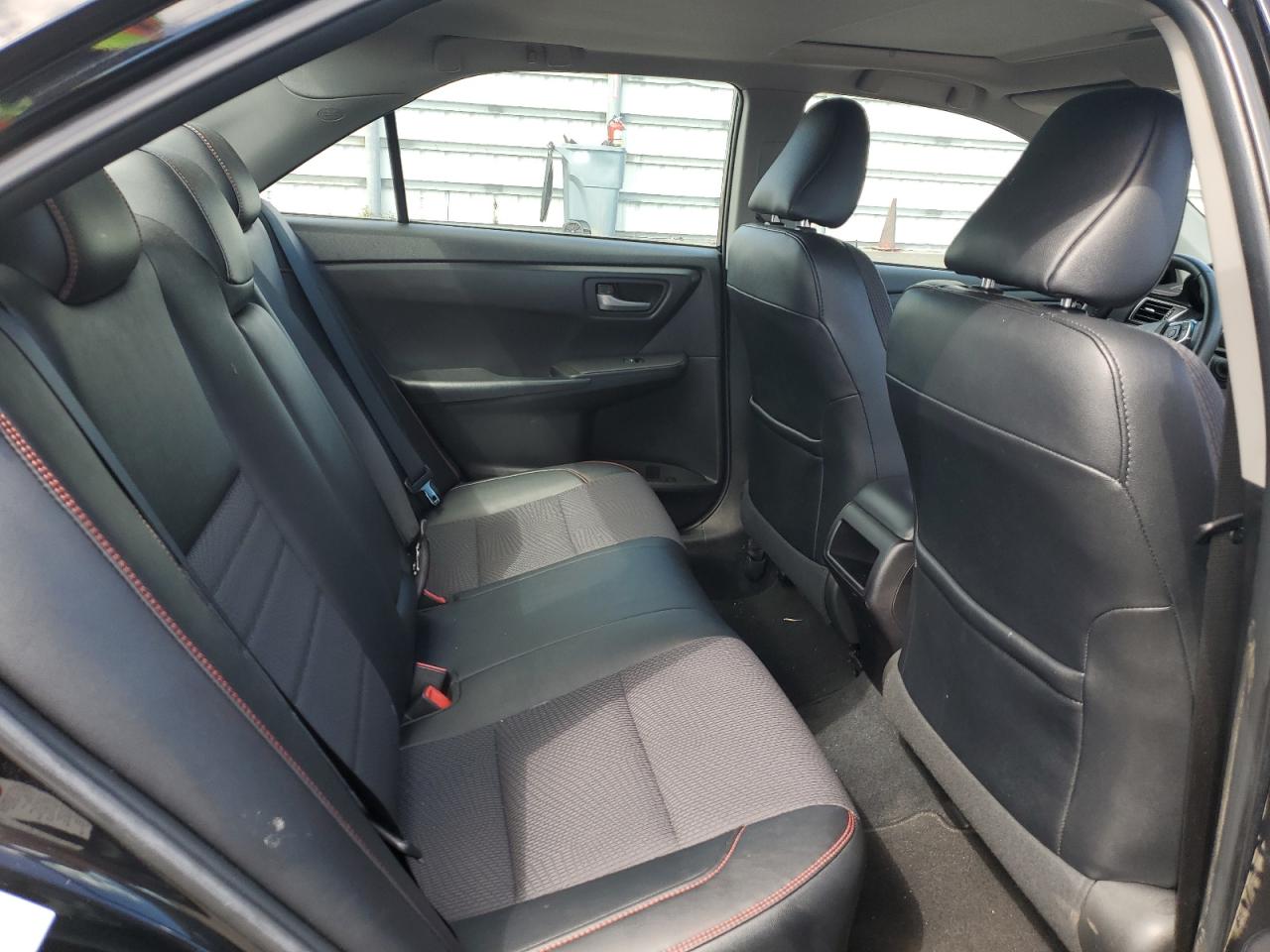 2016 Toyota Camry - Image 10