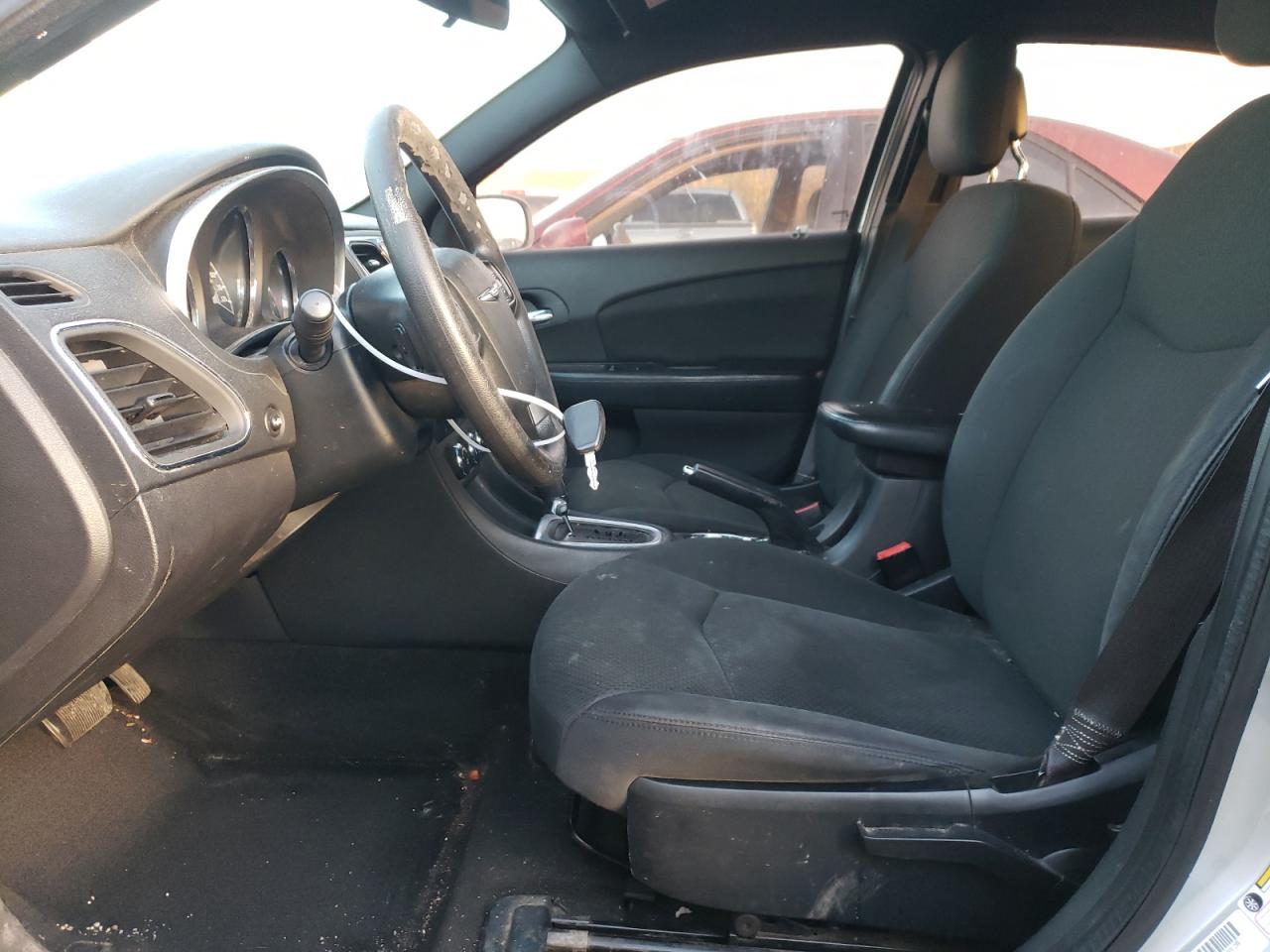 2012 Chrysler 200 - Image 7