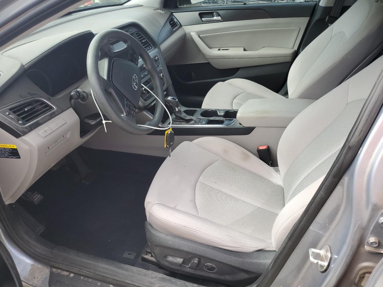 2017 Hyundai Sonata - Image 7