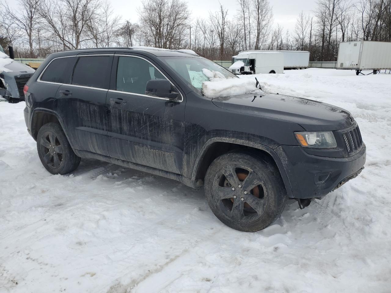 2015 Jeep Grand Cherokee - Image 4