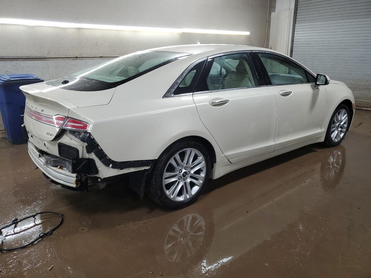 2014 Lincoln MKZ - Image 3