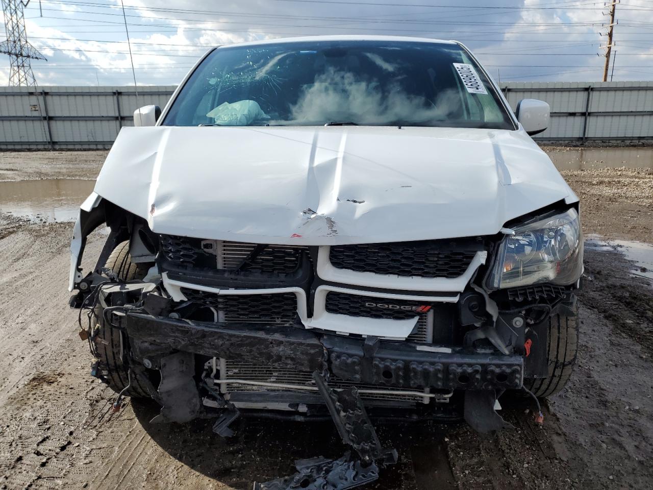 2019 Dodge Caravan - Image 5