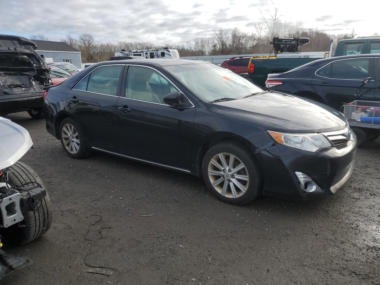 2012 Toyota Camry - Image 4
