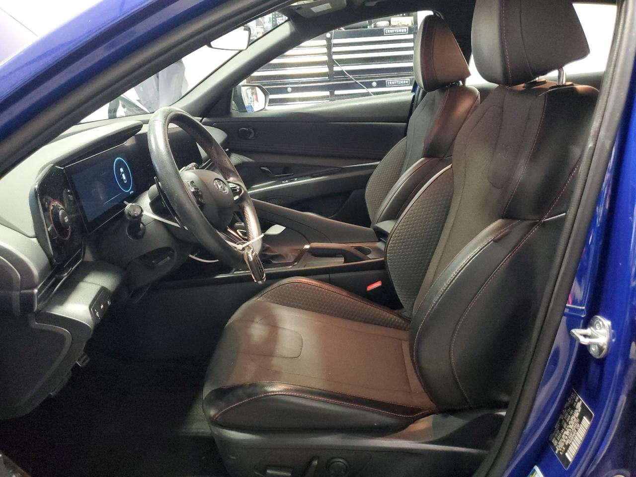 2023 Hyundai Elantra - Image 7