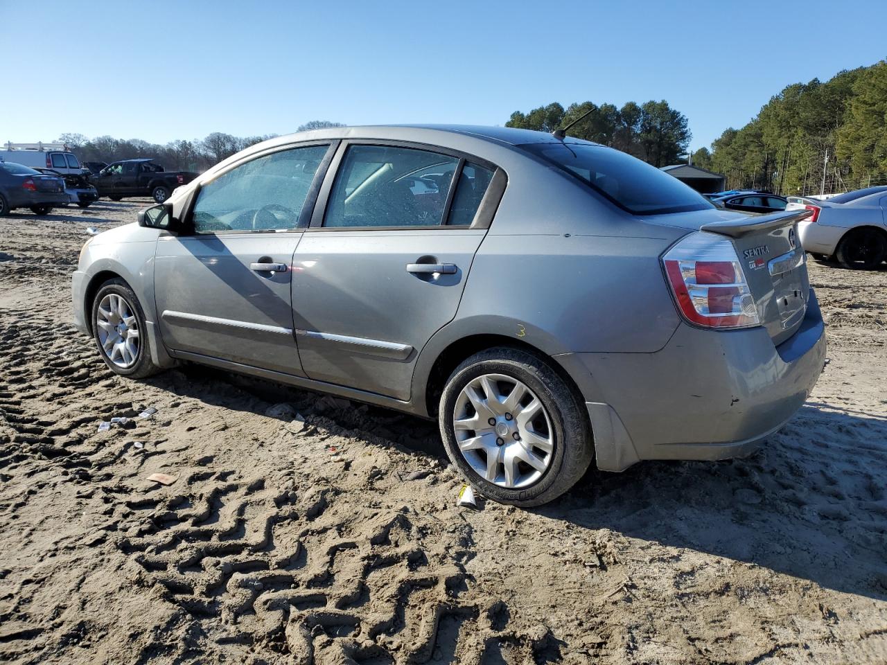 2012 Nissan Sentra - Image 2