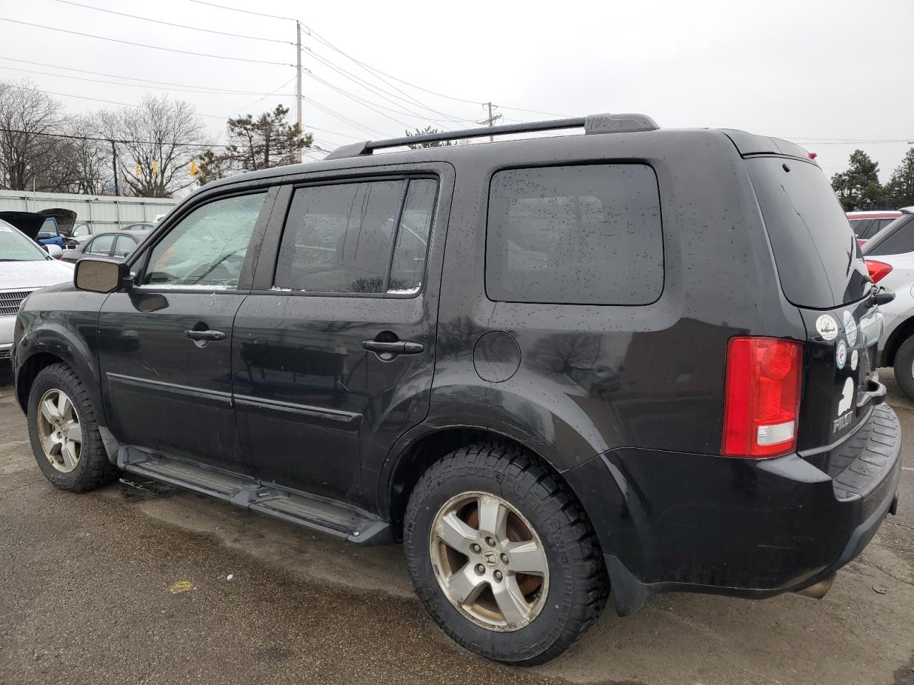 2011 Honda Pilot - Image 2