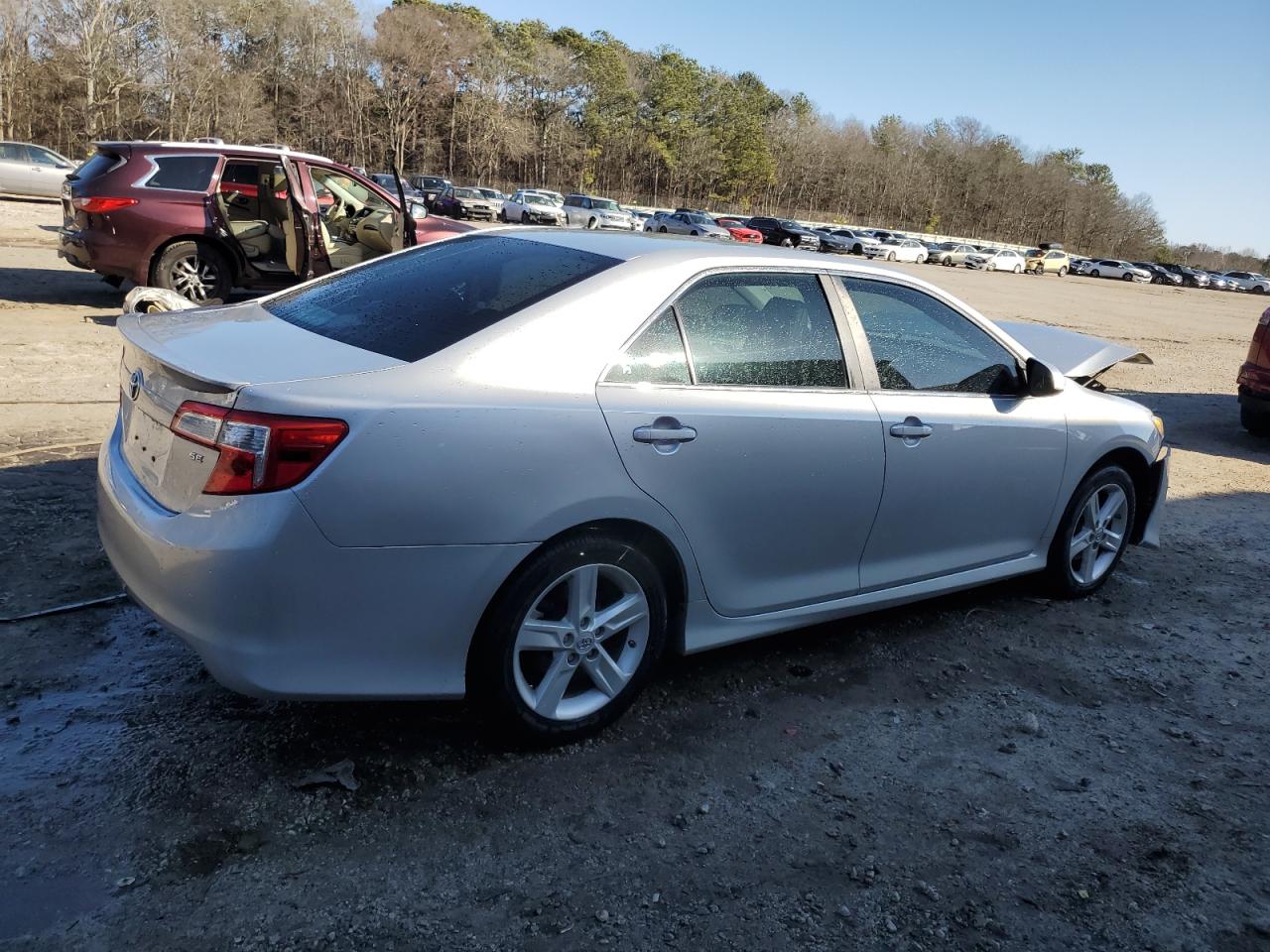2014 Toyota Camry - Image 3