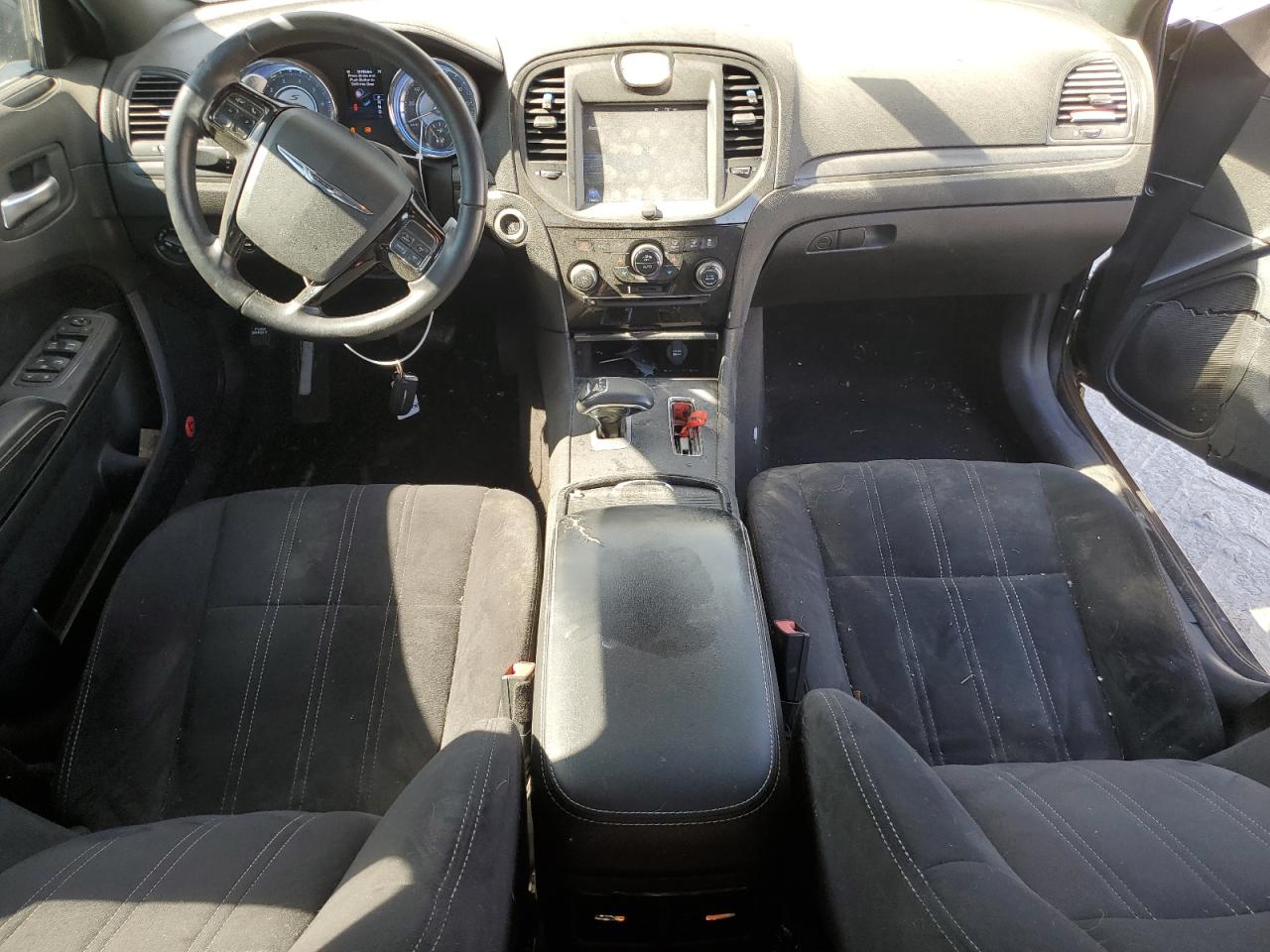 2012 Chrysler 300 - Image 8