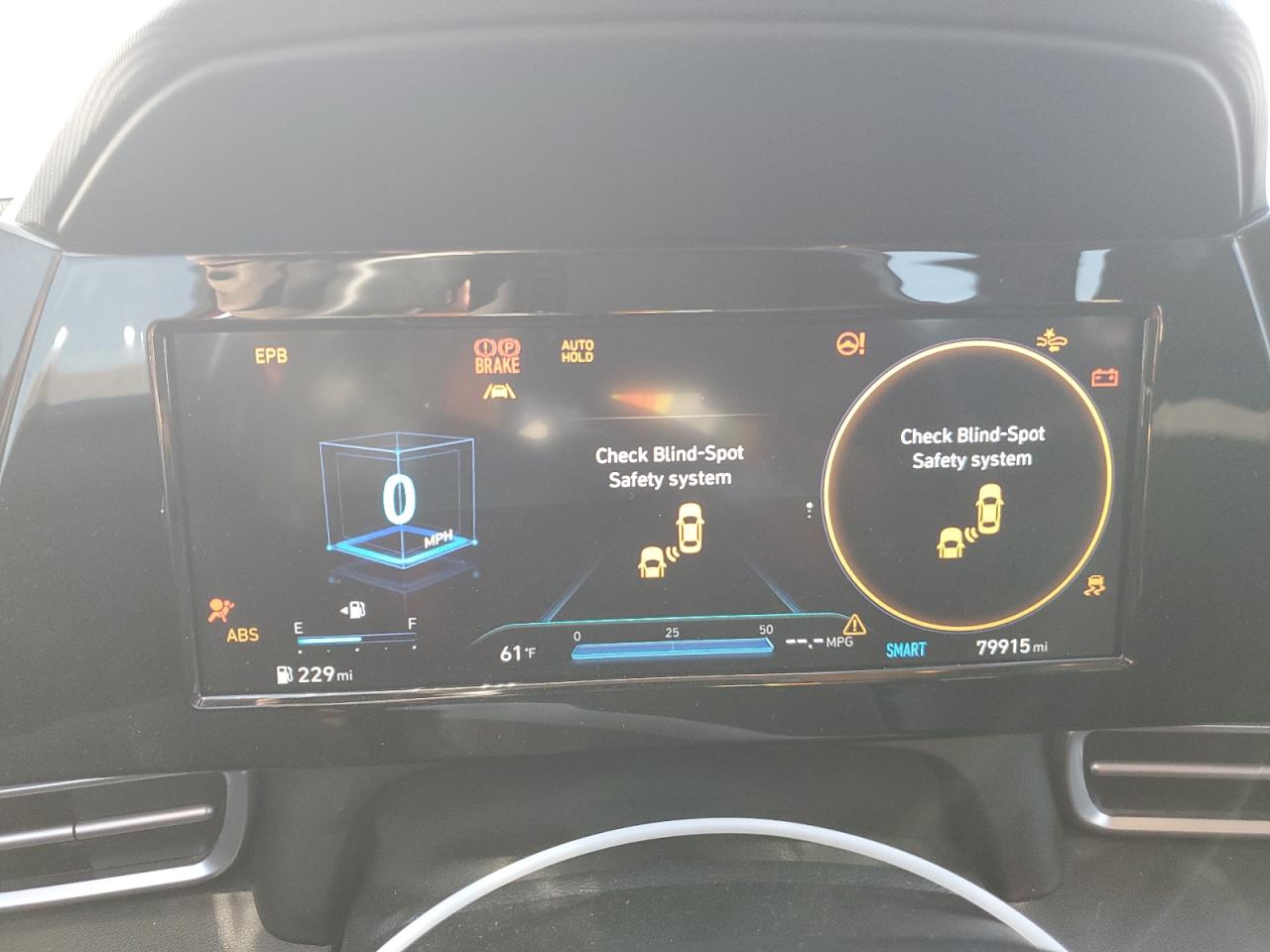 2021 Hyundai Elantra - Image 9