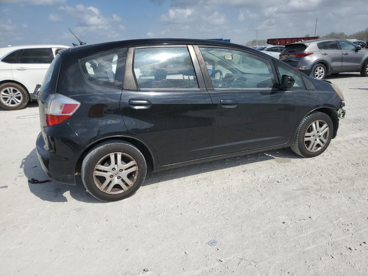 2013 Honda Fit - Image 3
