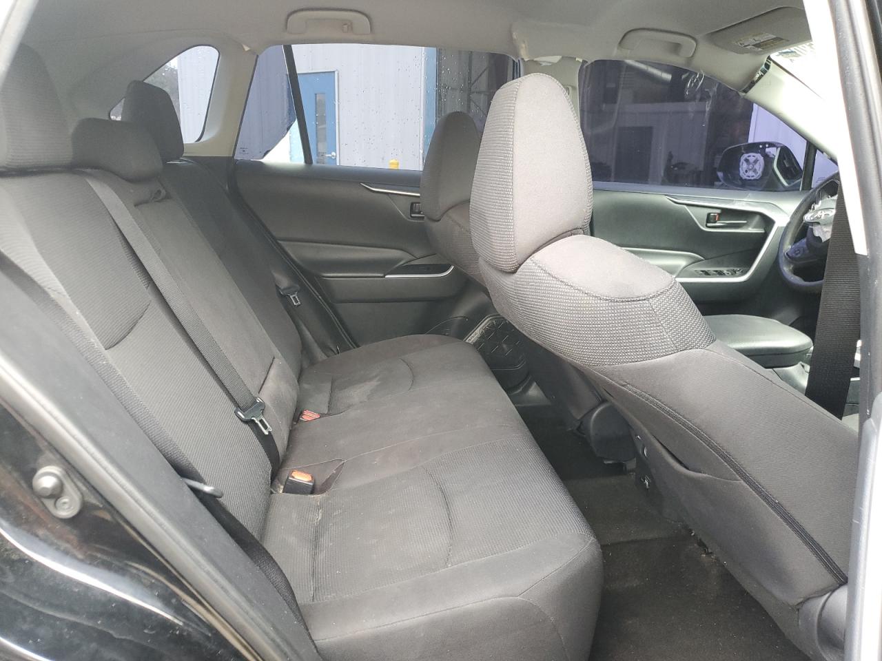 2019 Toyota RAV 4 - Image 11