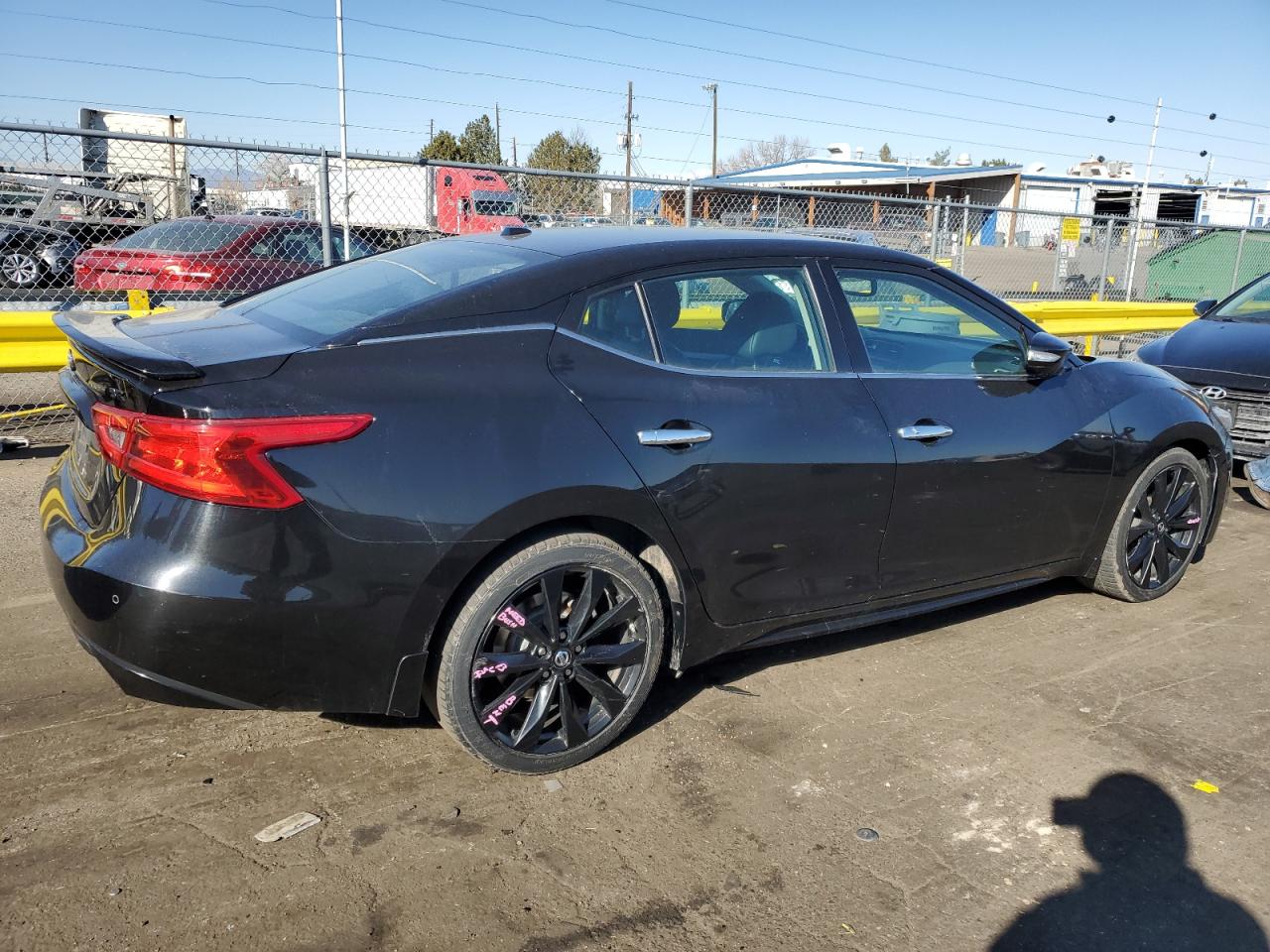 2018 Nissan Maxima - Image 3