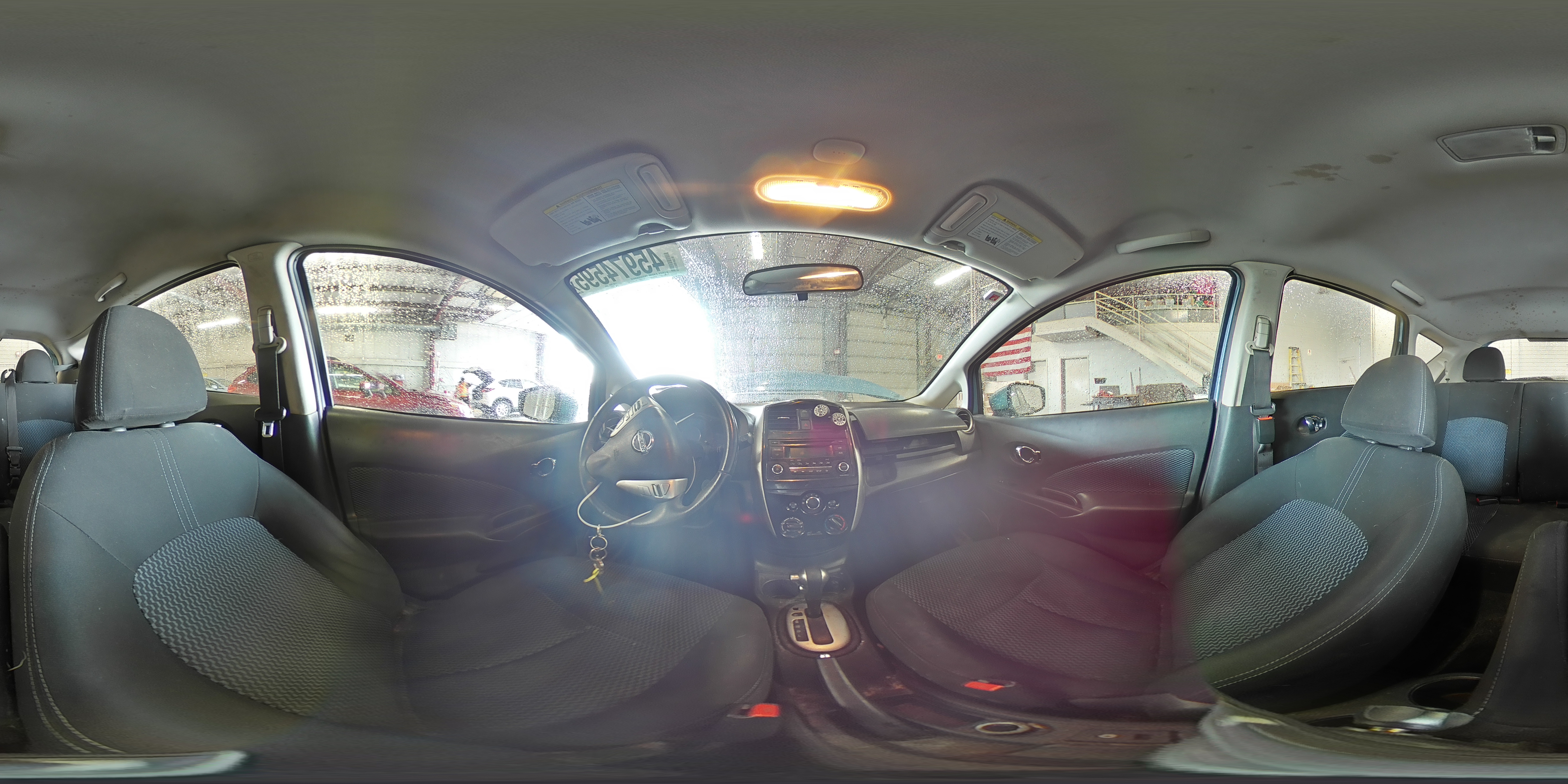 2015 Nissan Versa - Image 14