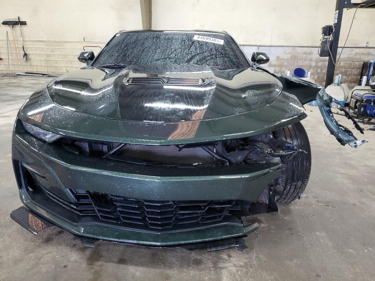 2020 Chevrolet Camaro - Image 5