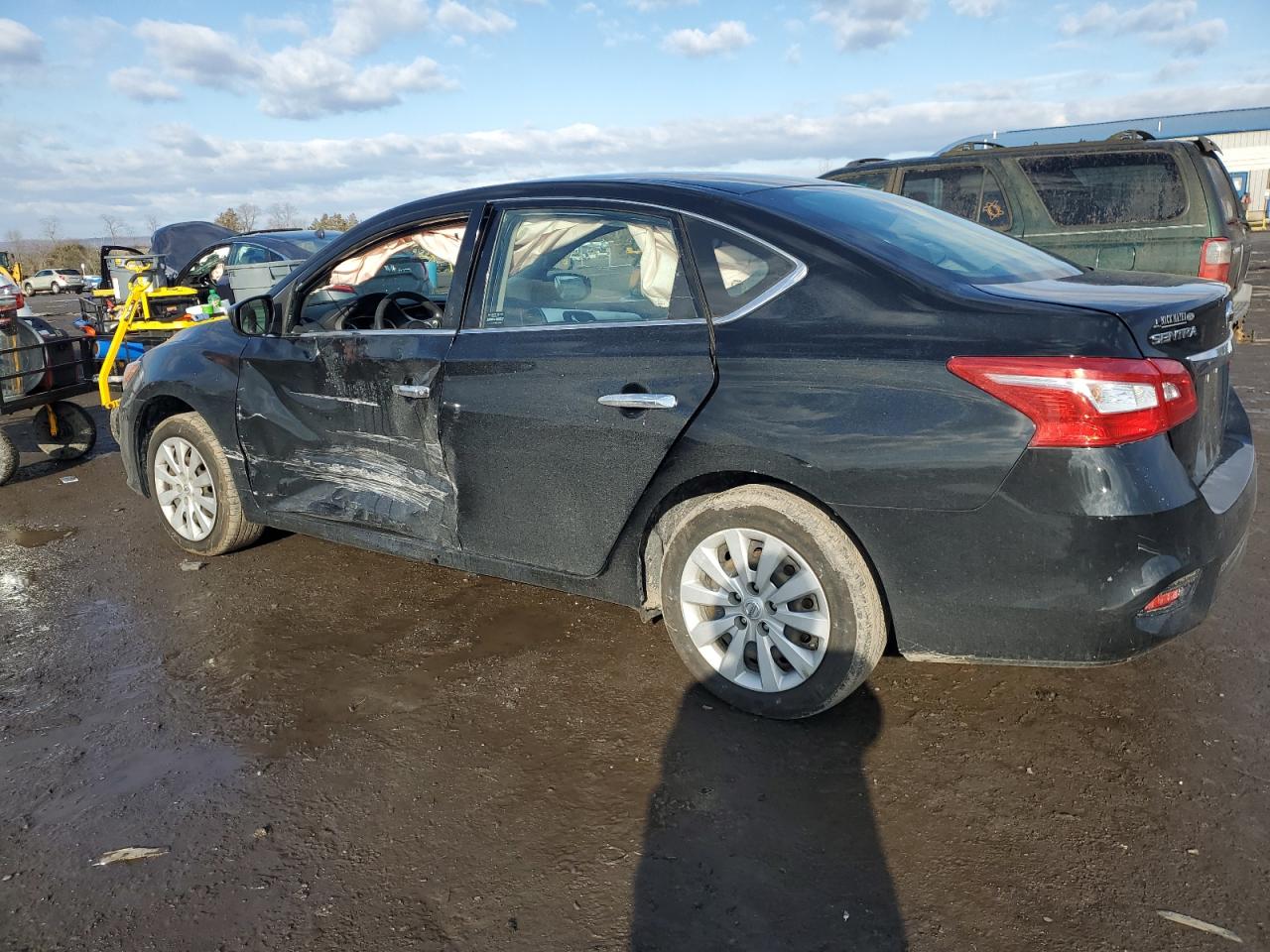 2018 Nissan Sentra - Image 2