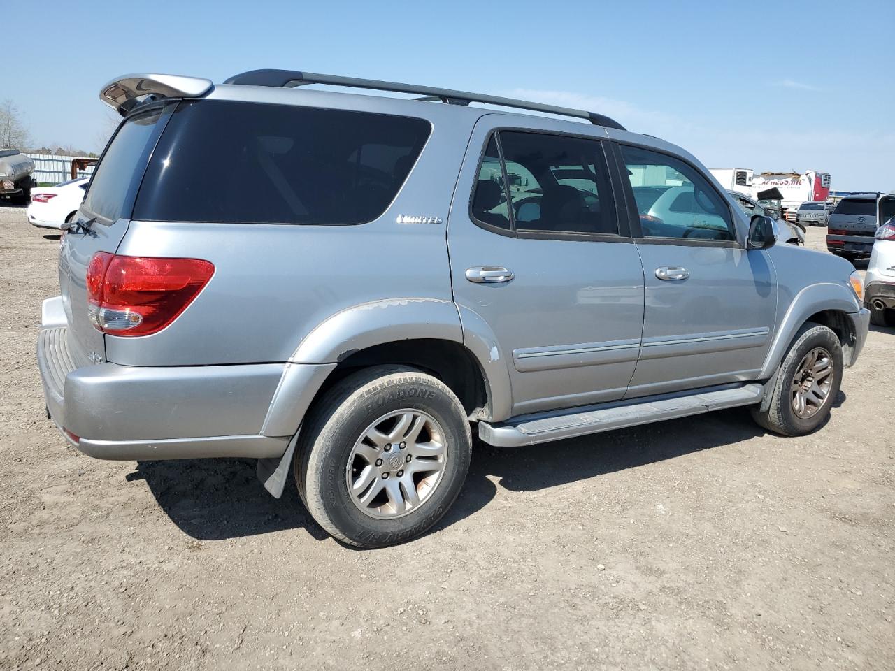 2007 Toyota Sequoia - Image 3