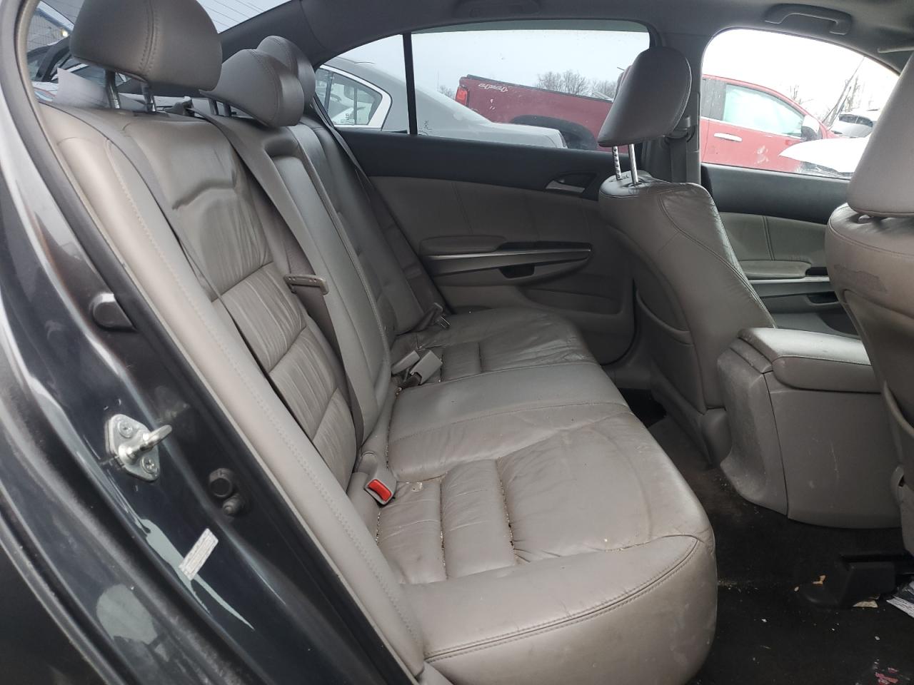 2009 Honda Accord - Image 10