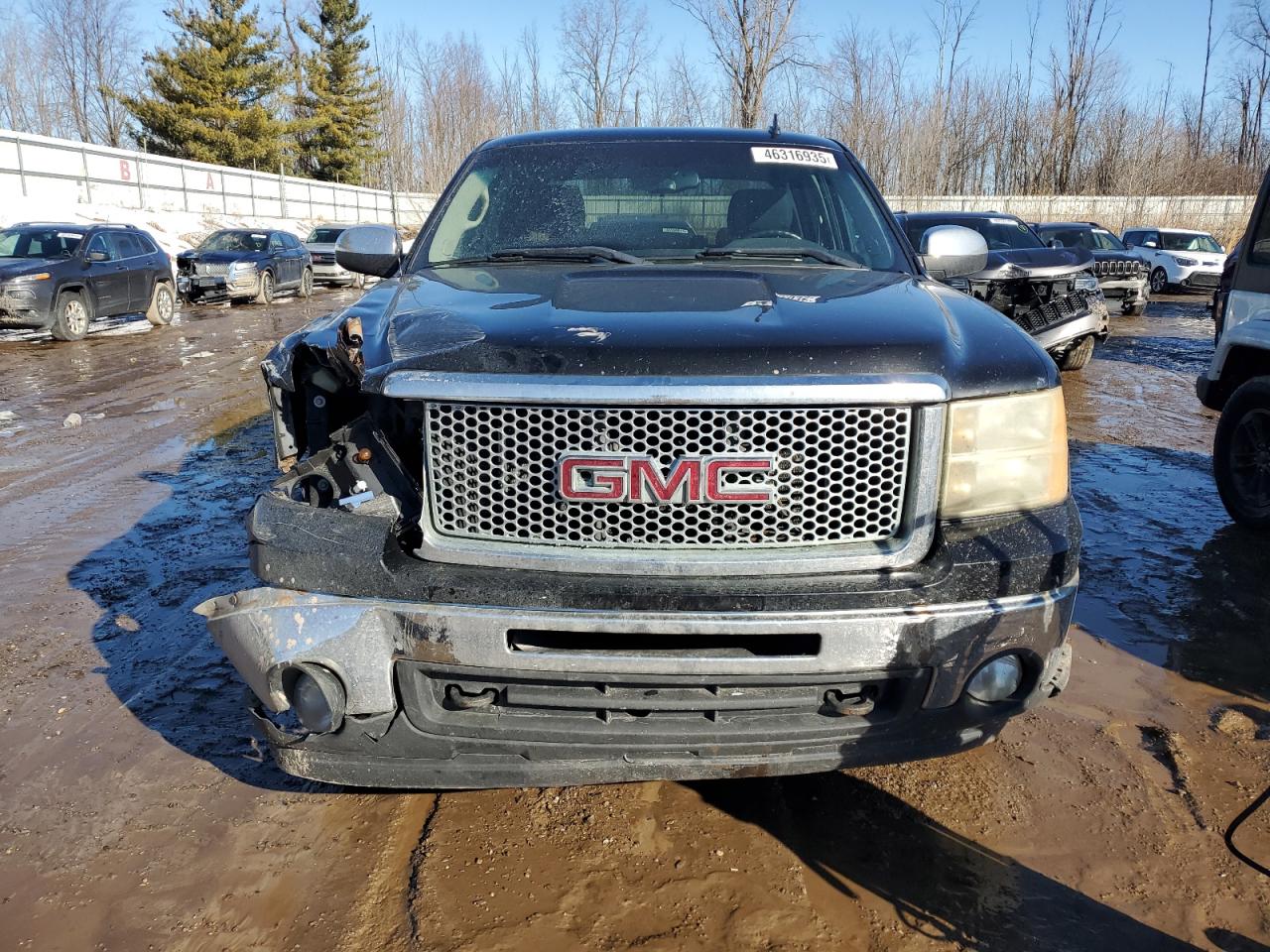 2013 GMC Sierra - Image 5
