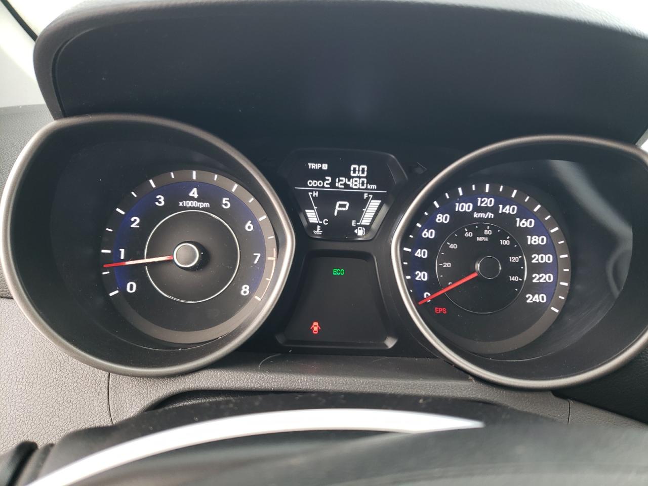 2013 Hyundai Elantra - Image 9