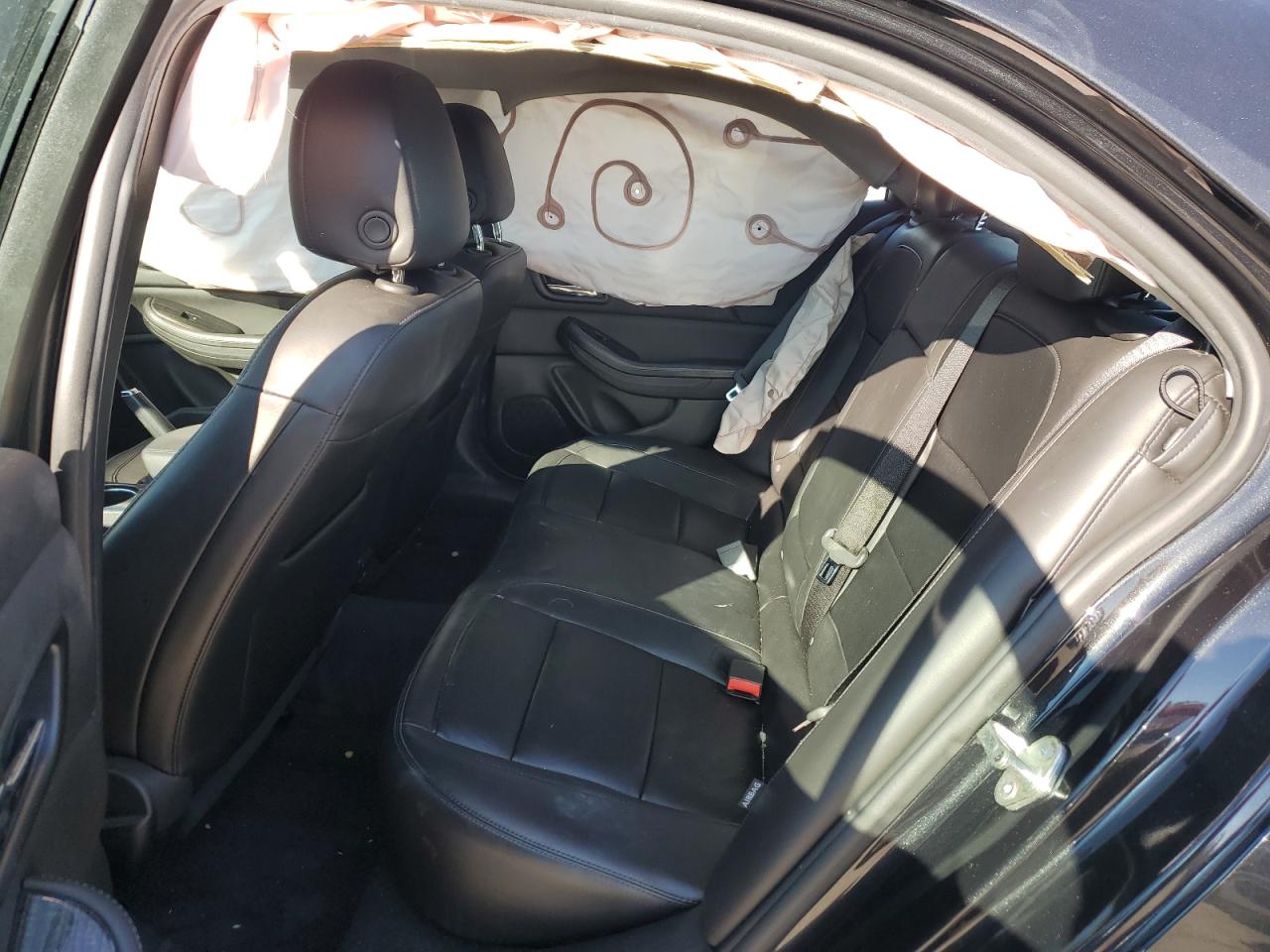 2014 Chevrolet Malibu - Image 10