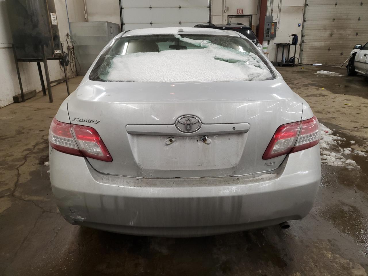 2010 Toyota Camry - Image 6