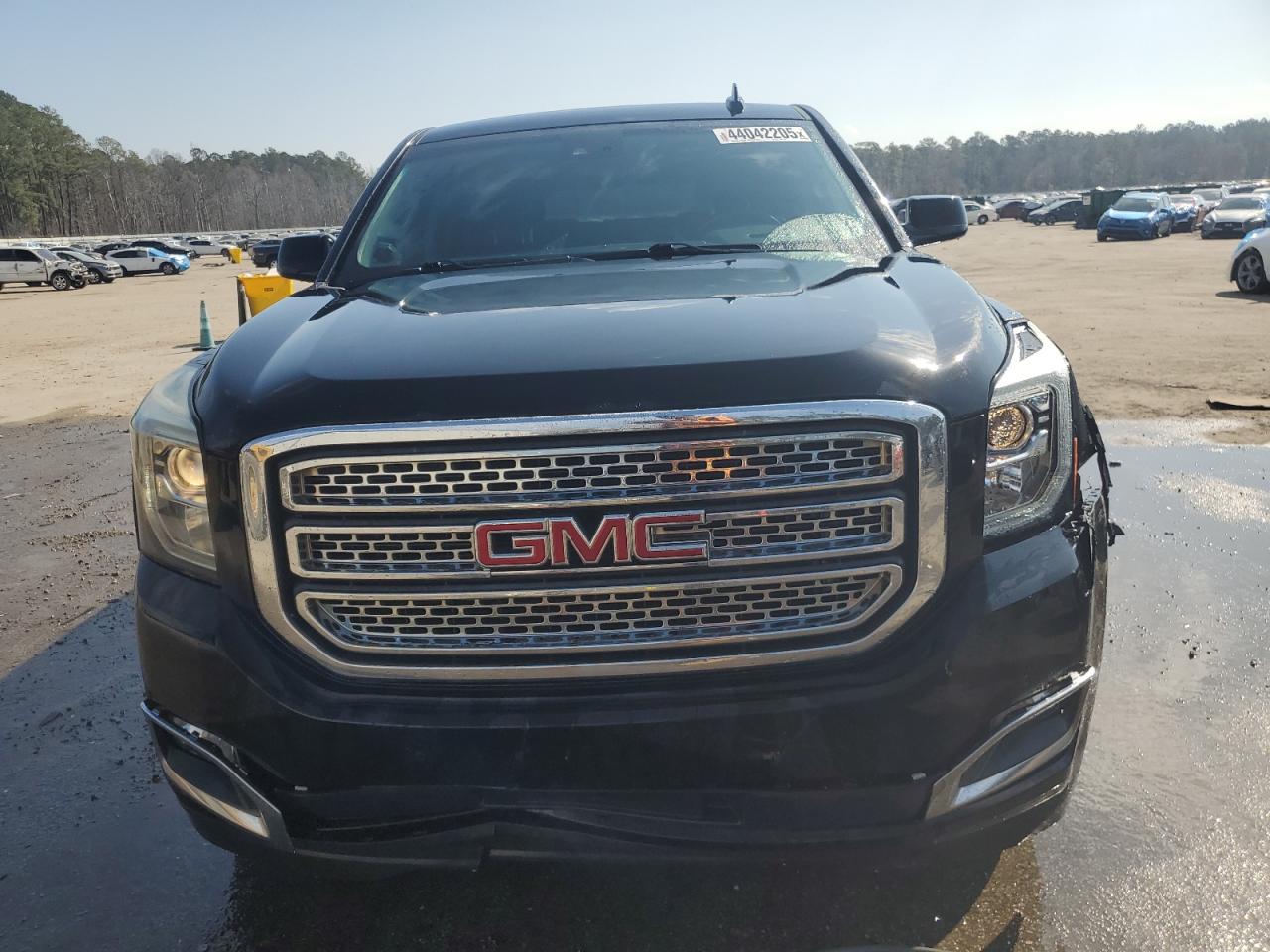 2017 GMC Yukon - Image 5