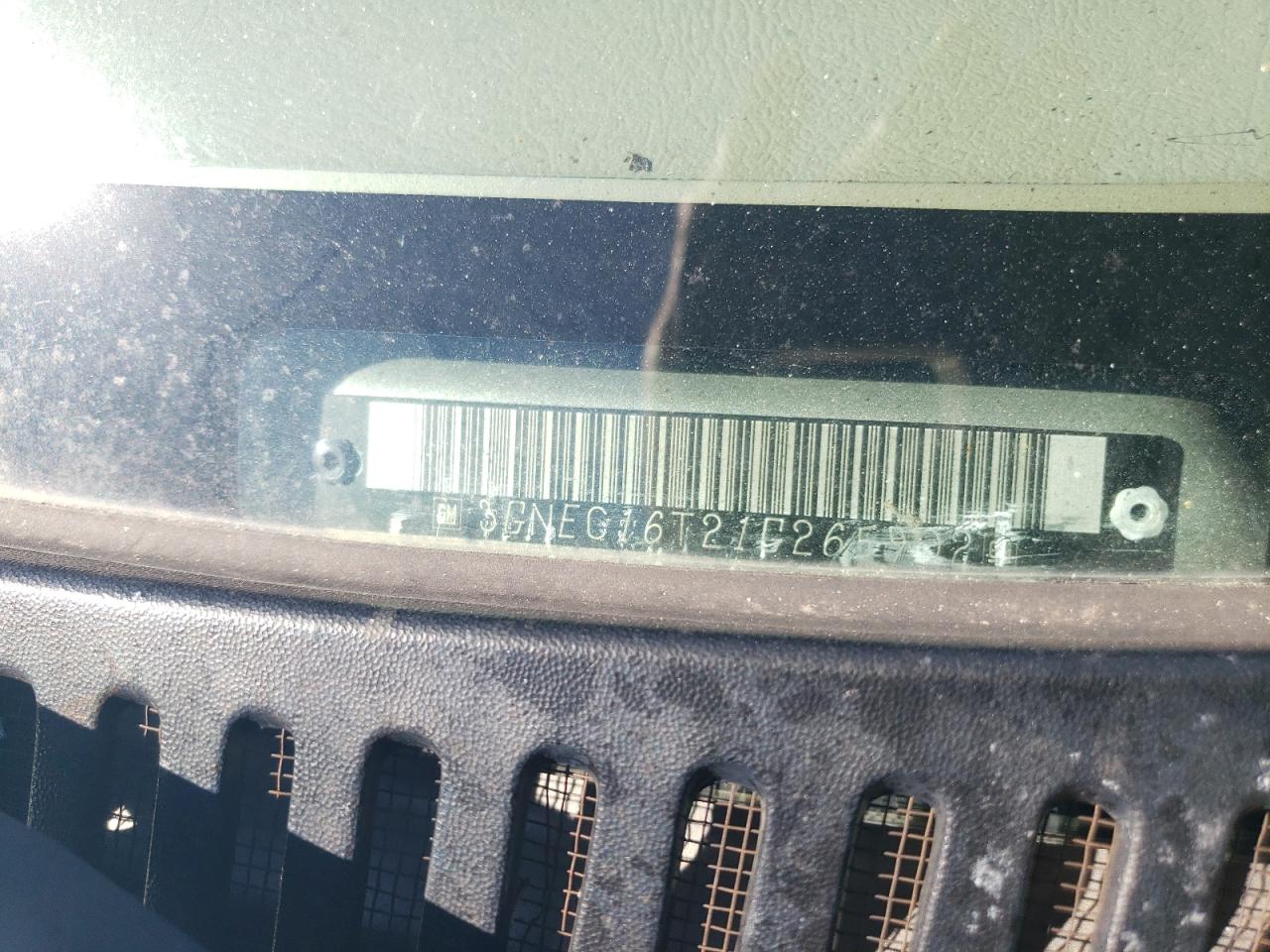 2001 Chevrolet Suburban - Image 13