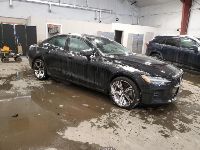  VOLVO S60 PLUS 2024 Czarny