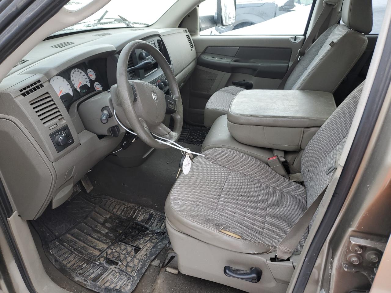 2008 Dodge RAM - Image 7
