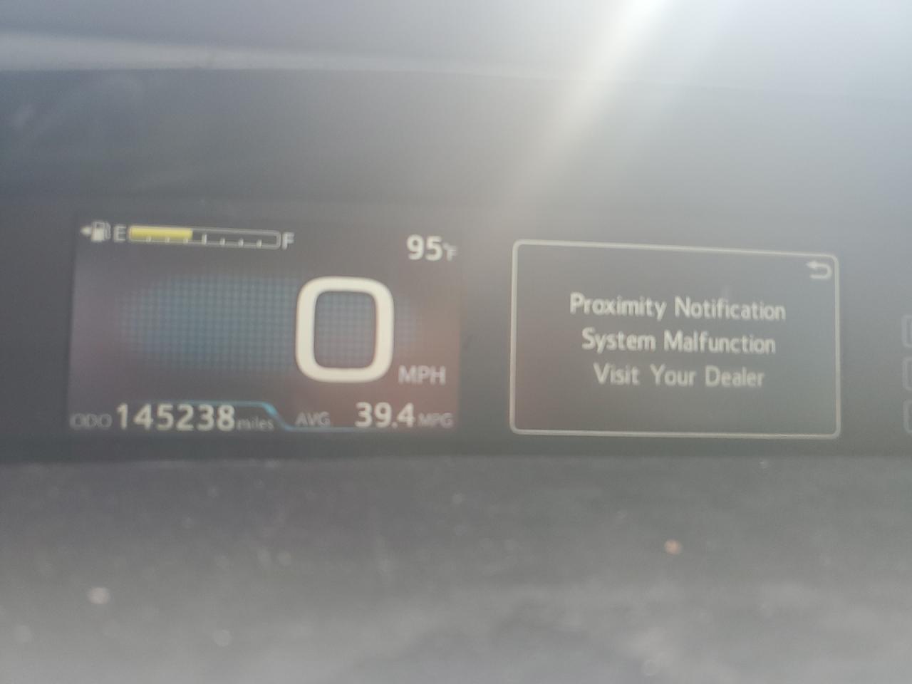 2018 Toyota Prius - Image 9