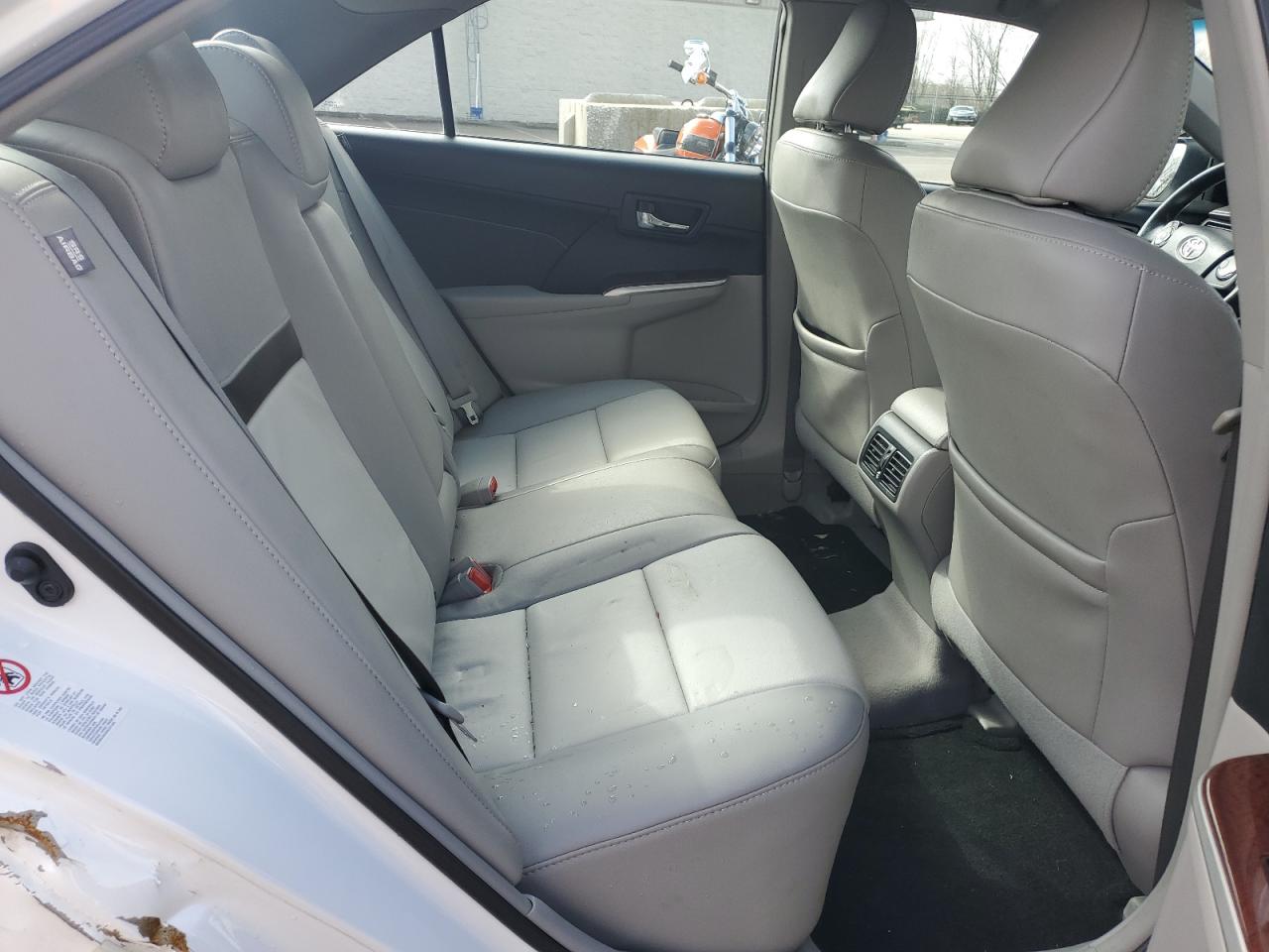2013 Toyota Camry - Image 10