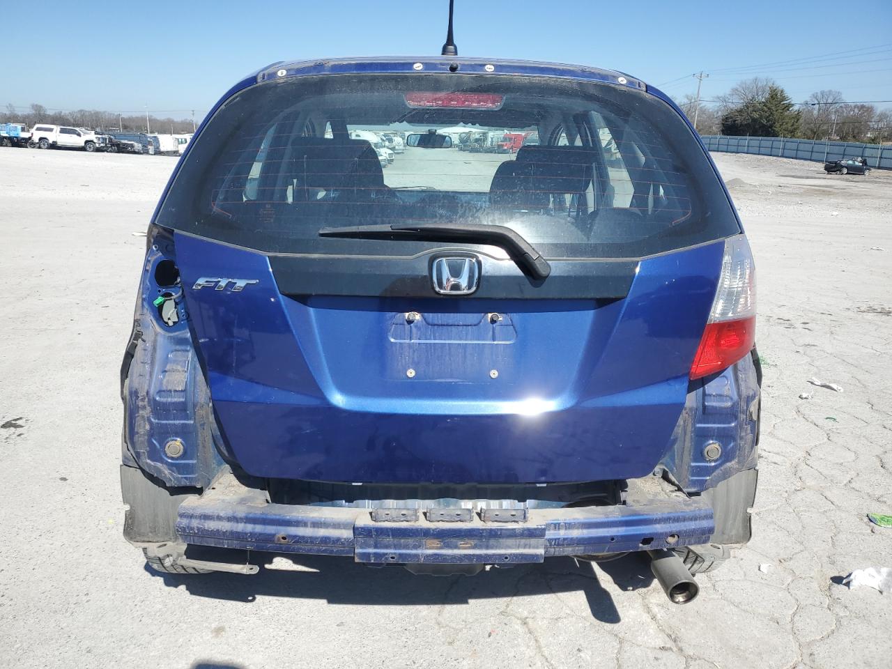 2010 Honda Fit - Image 6