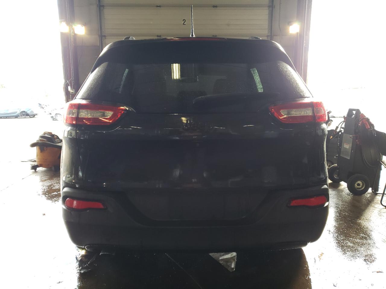 2015 Jeep Grand Cherokee - Image 6
