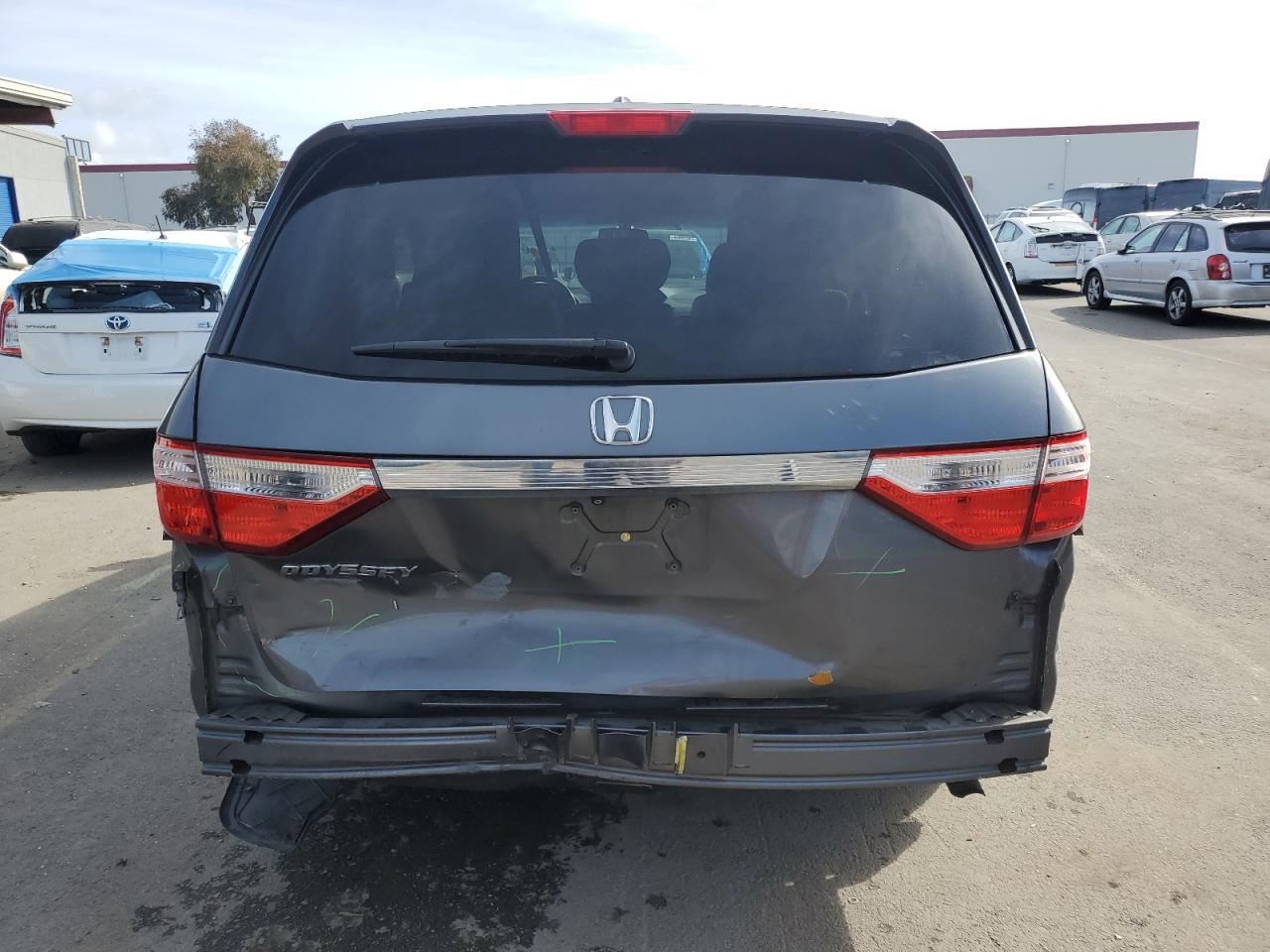 2012 Honda Odyssey - Image 6