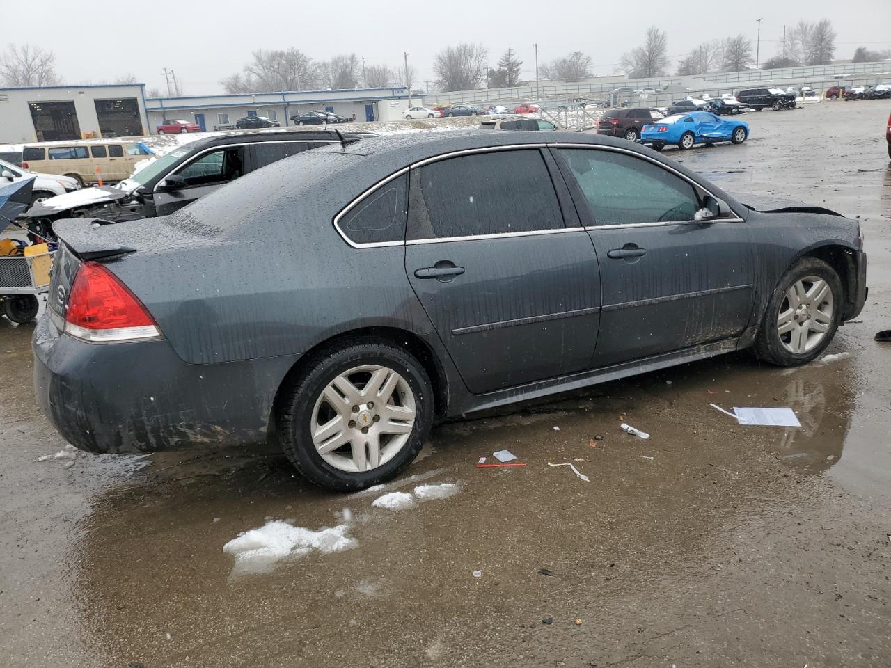 2011 Chevrolet Impala - Image 3