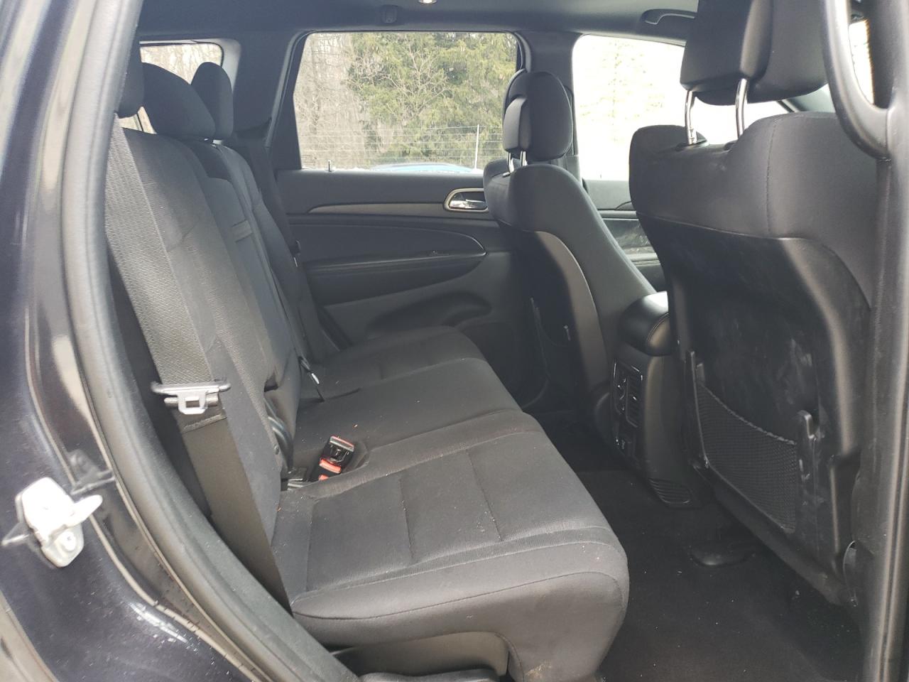 2016 Jeep Grand Cherokee - Image 11