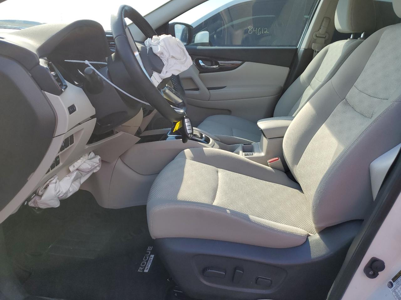 2021 Nissan Rogue - Image 7