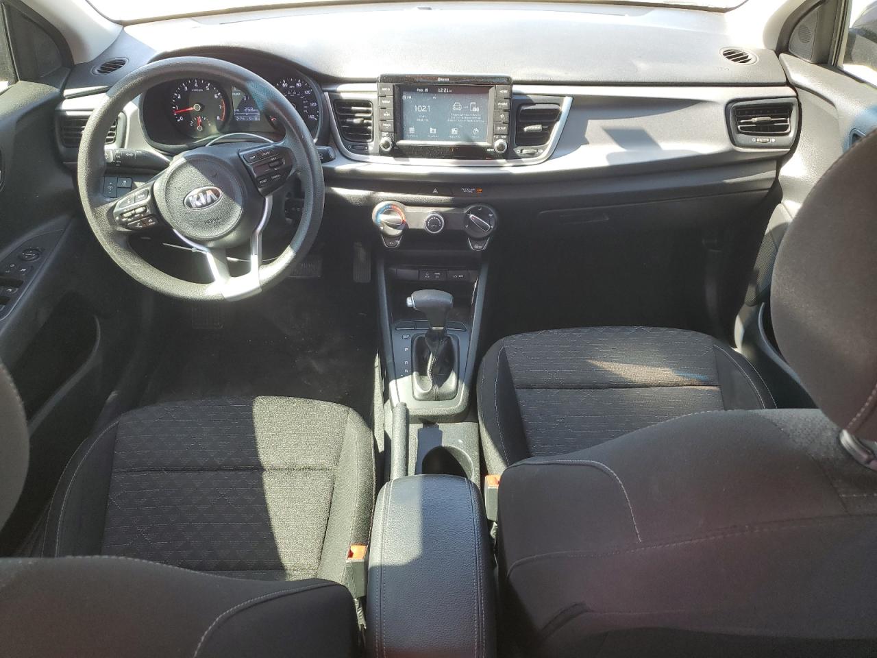 2019 Kia Rio - Image 8