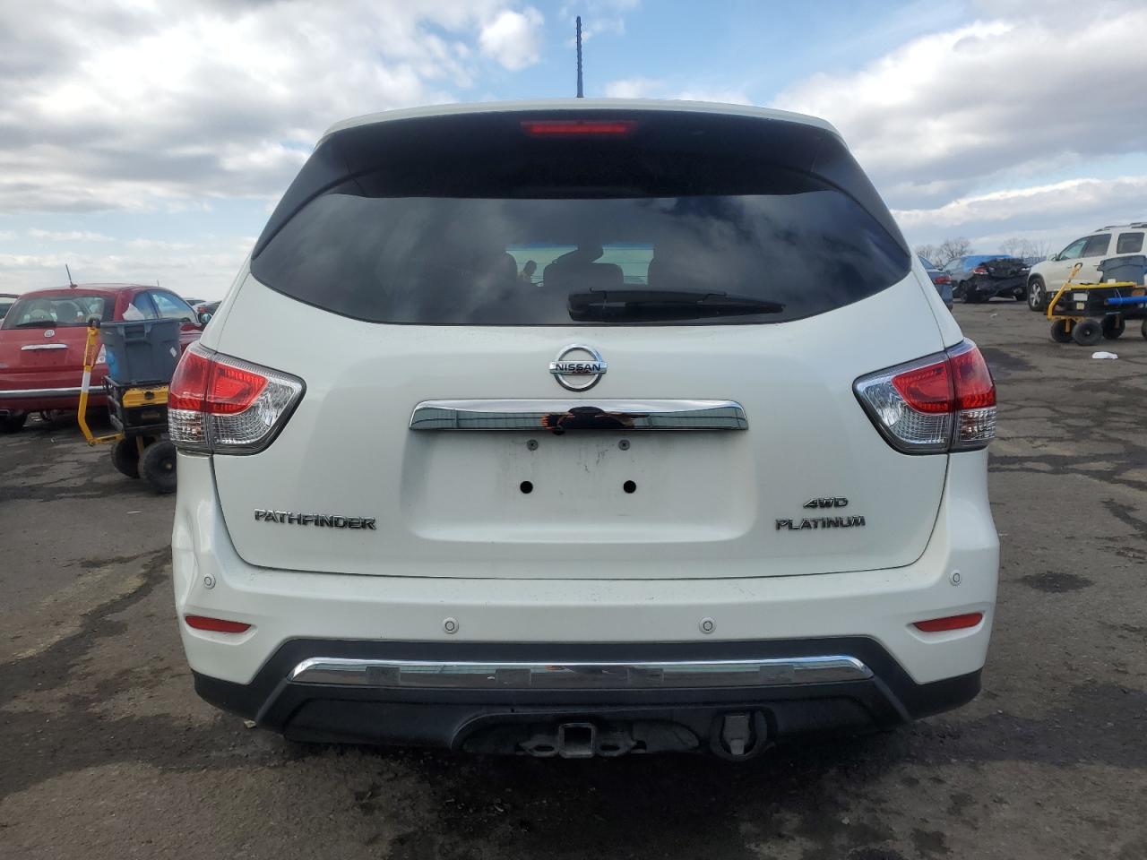 2016 Nissan Pathfinder - Image 6