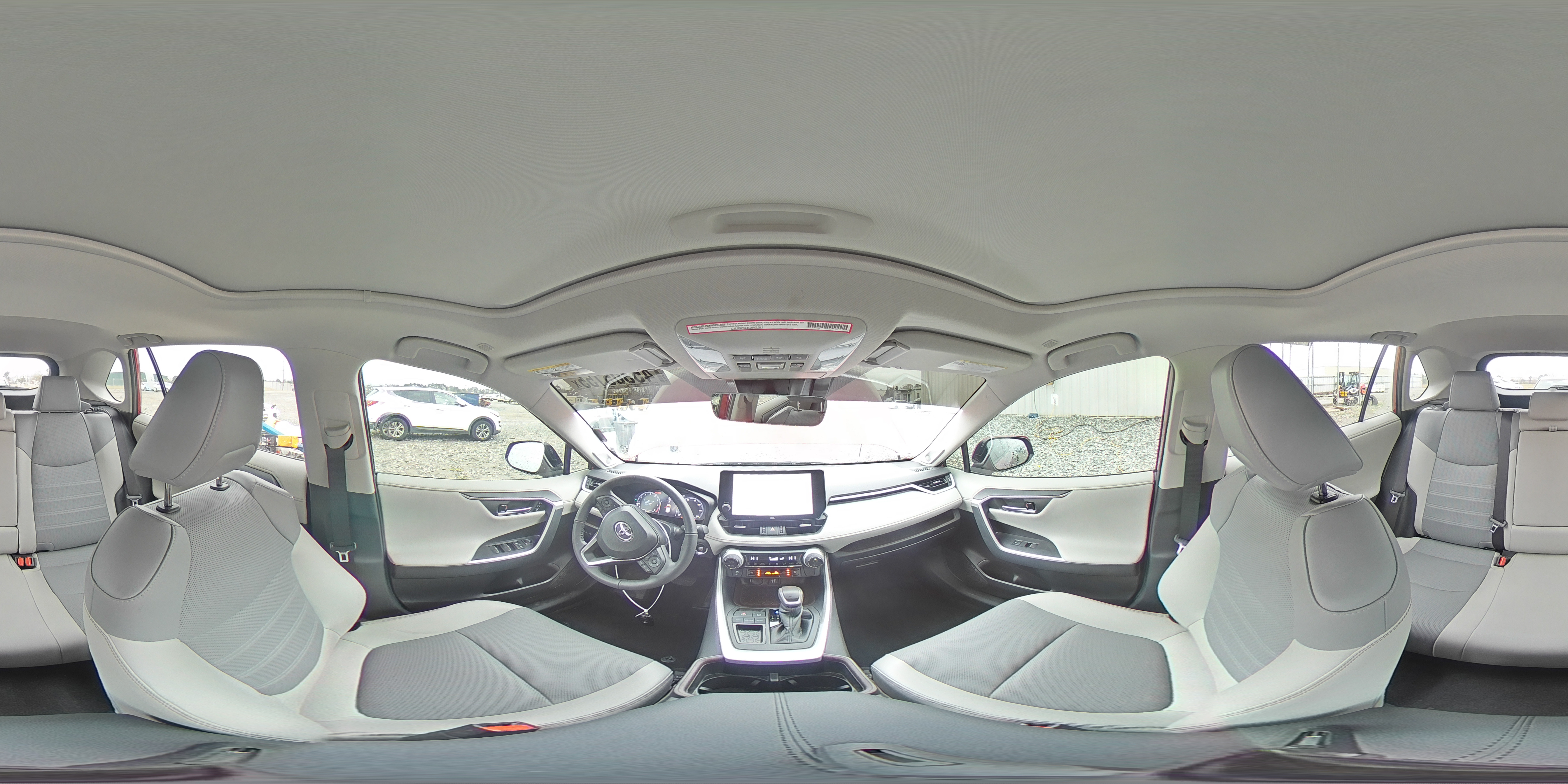 2023 Toyota RAV 4 - Image 15
