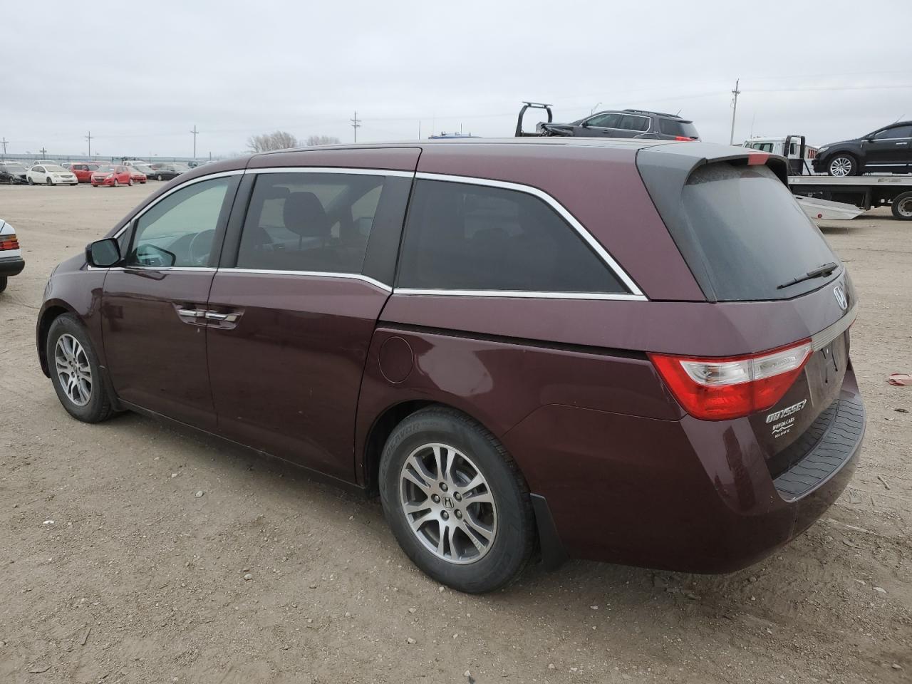 2011 Honda Odyssey - Image 2