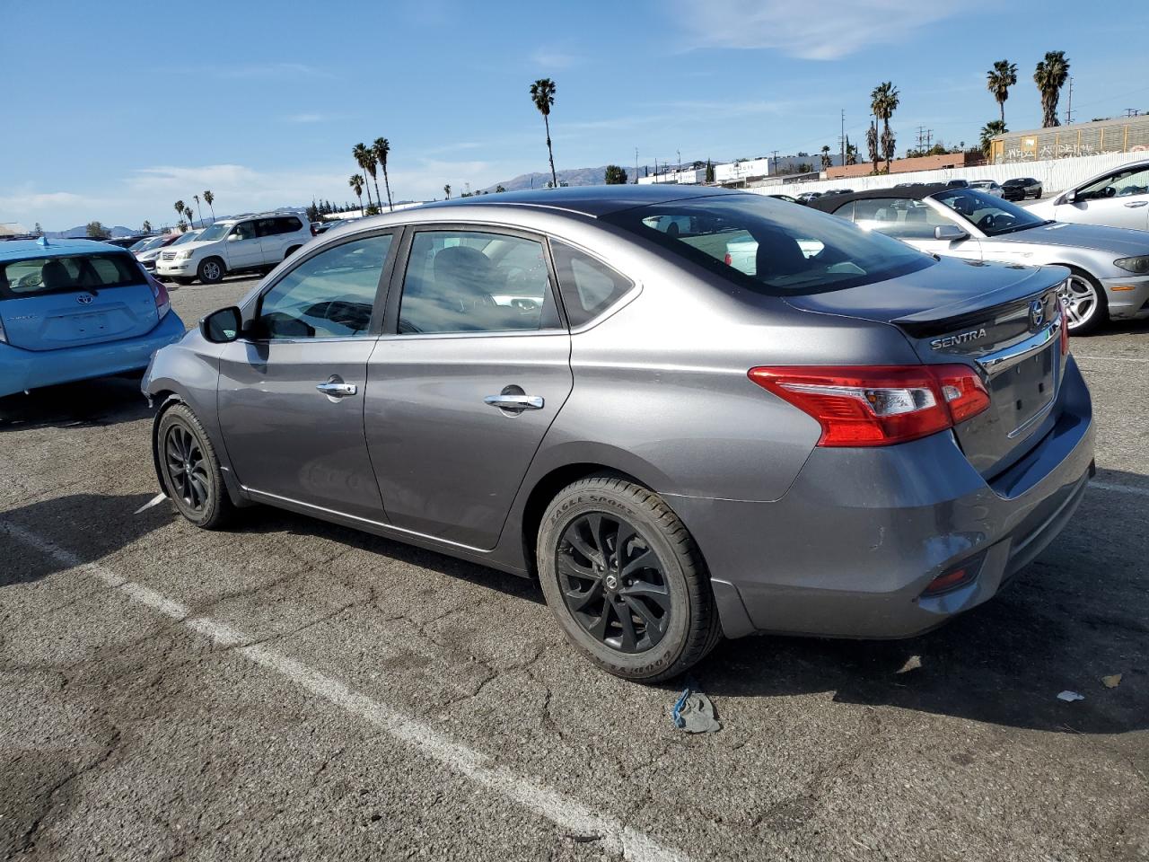 2018 Nissan Sentra - Image 2
