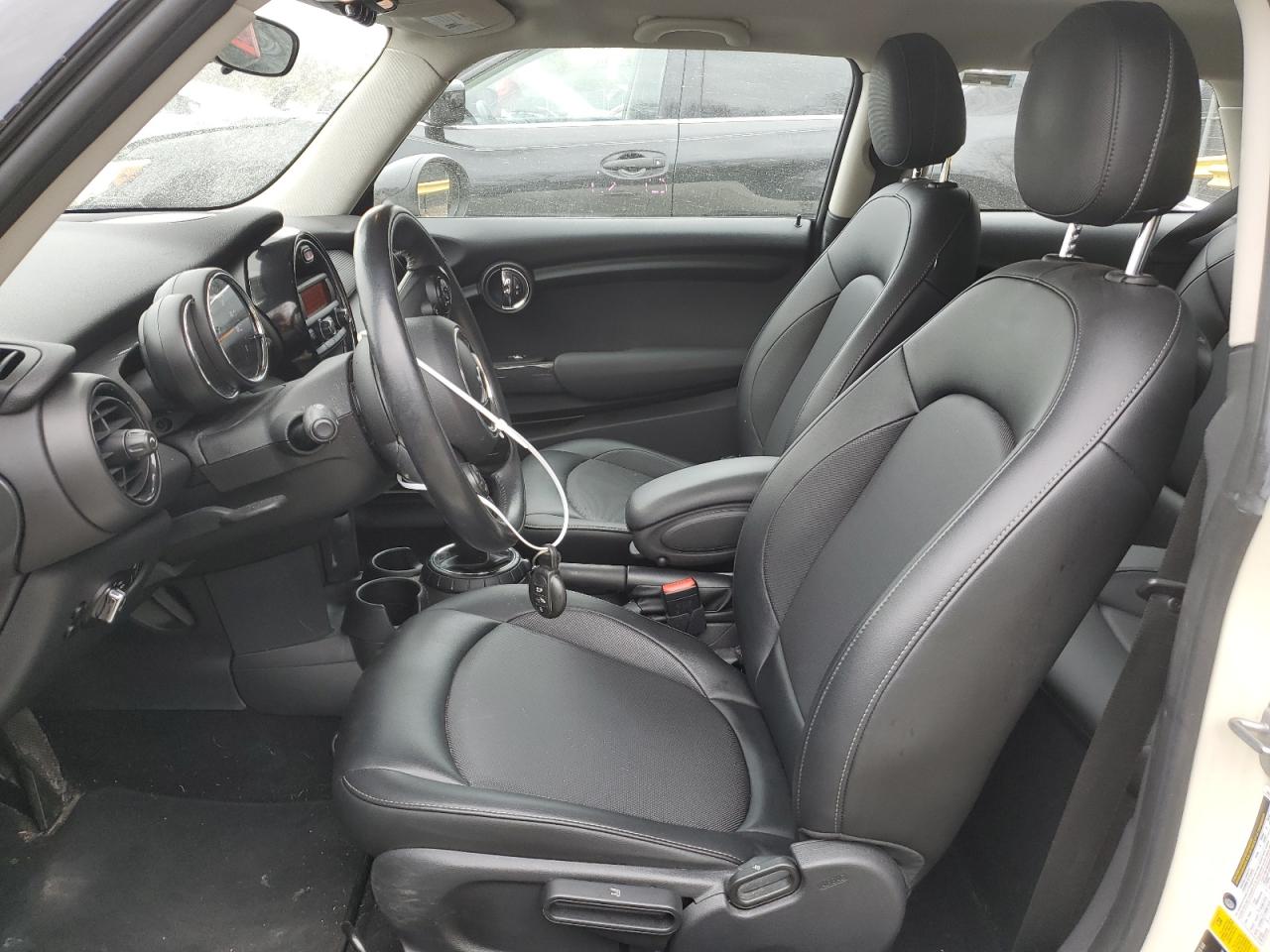 2015 MINI Cooper - Image 7
