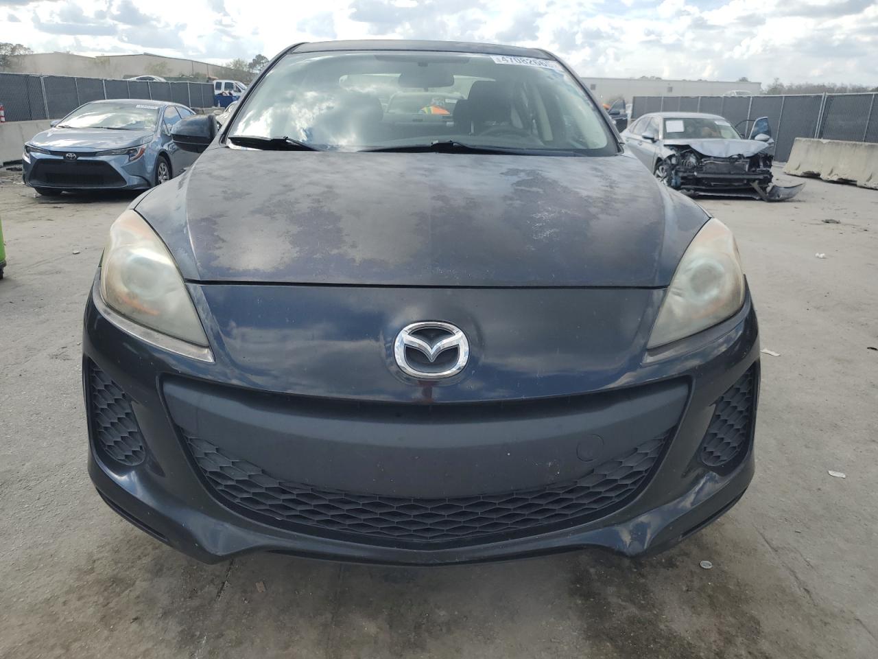 2012 Mazda 3 - Image 5