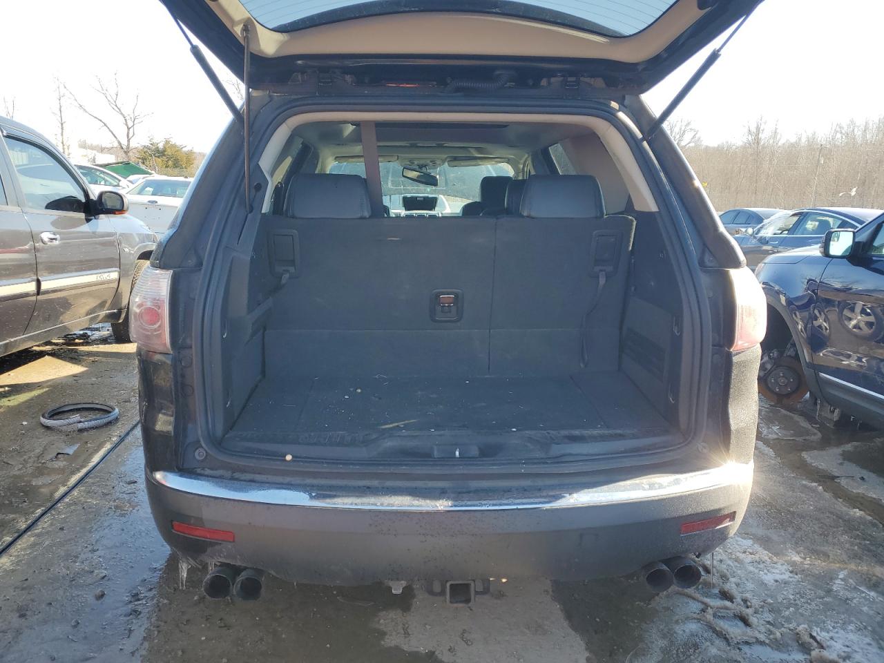 2009 GMC Acadia - Image 6
