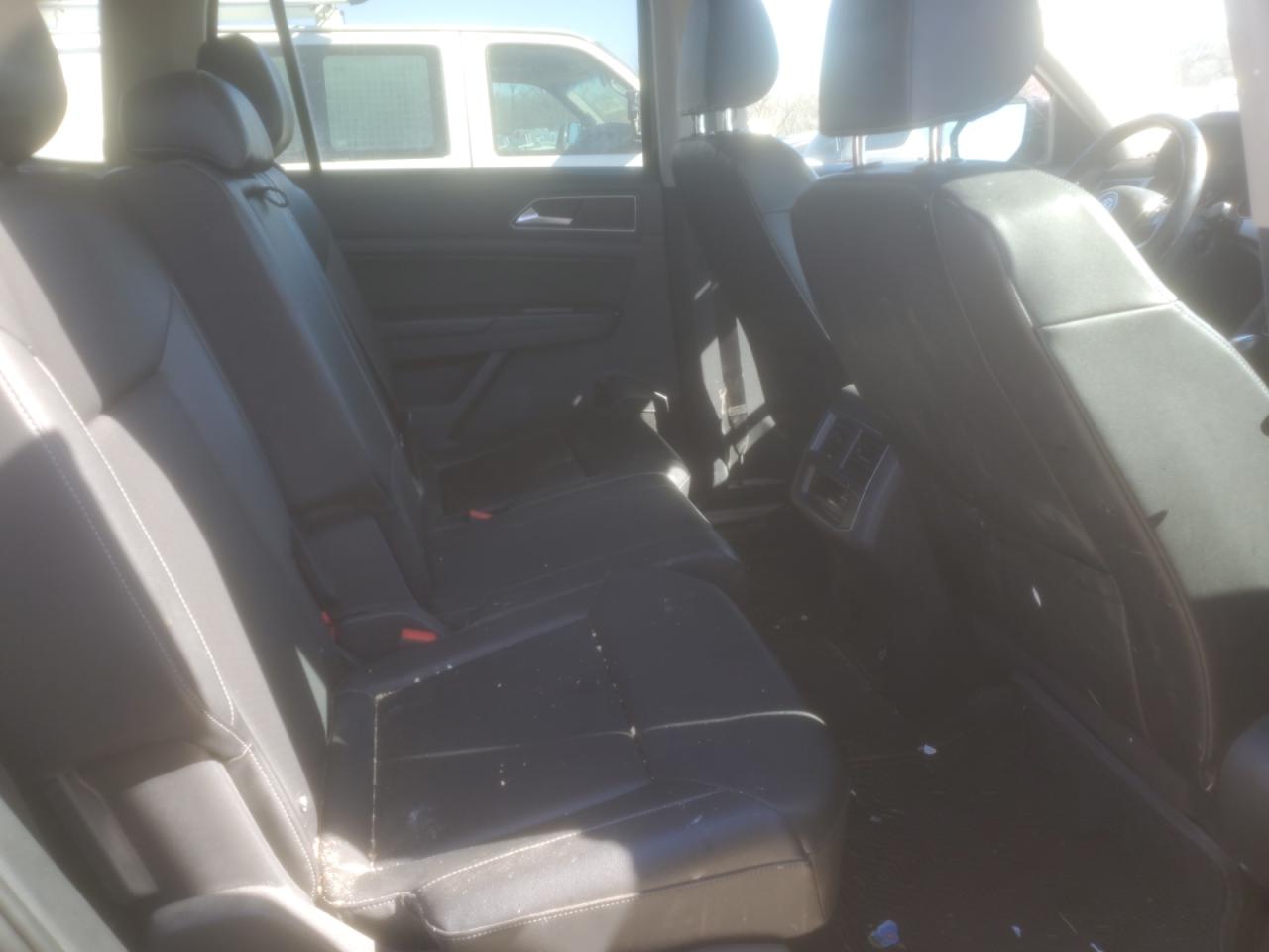 2018 Volkswagen Atlas - Image 12