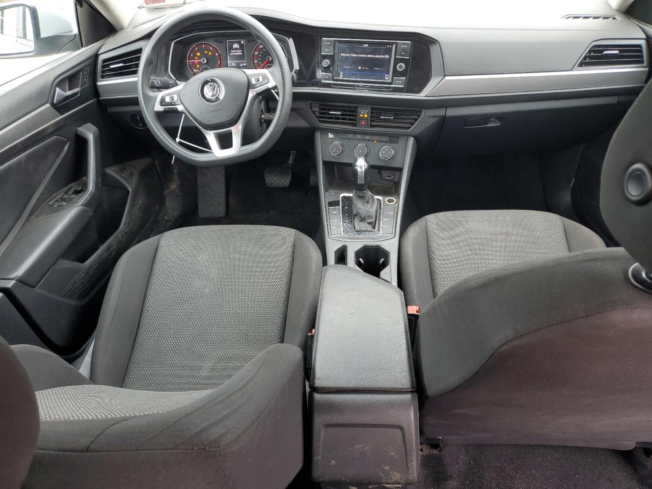 2019 Volkswagen Jetta - Image 8