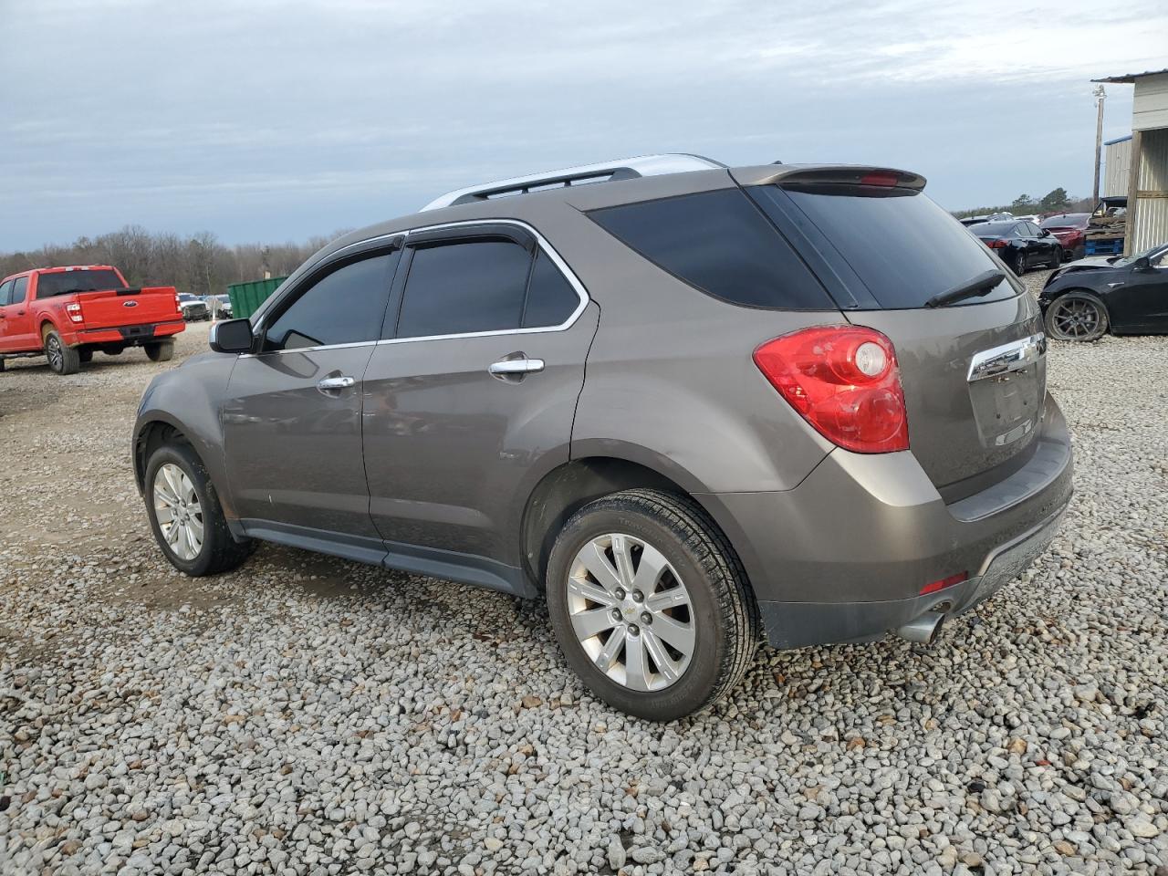 2011 Chevrolet Equinox - Image 2